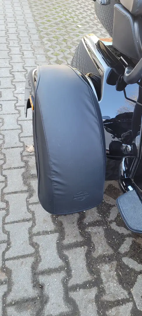 Harley-Davidson Tri Glide Ultra crna - 2