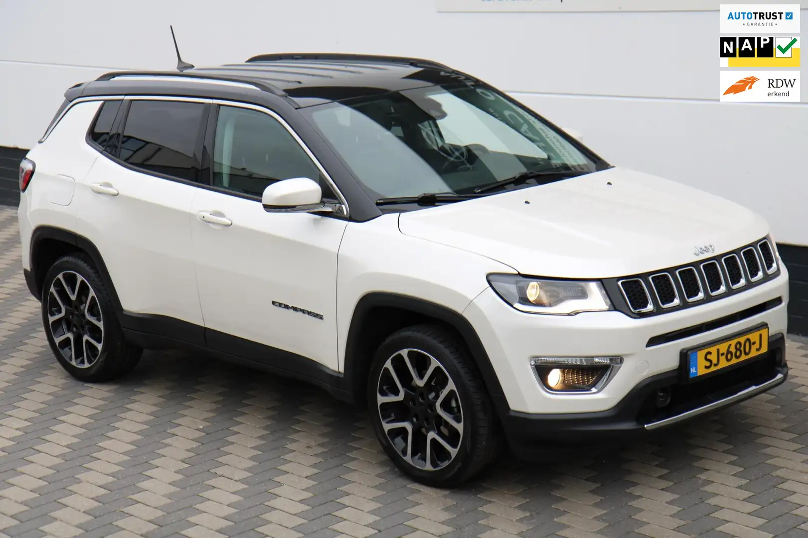 Jeep Compass 1.4 MultiAir Opening Edition Plus 1ste Eig NAP! Wit - 1