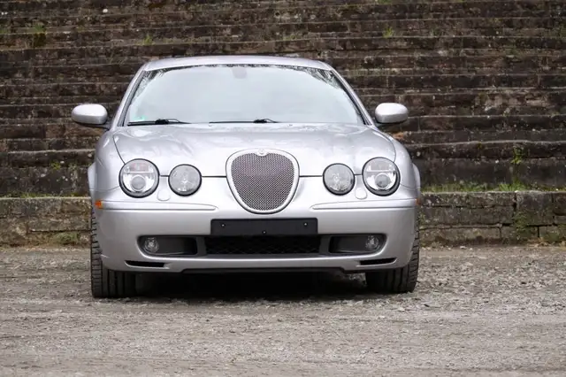 Jaguar S-Type R der Beste auf dem Markt 3 Jahre Garantie