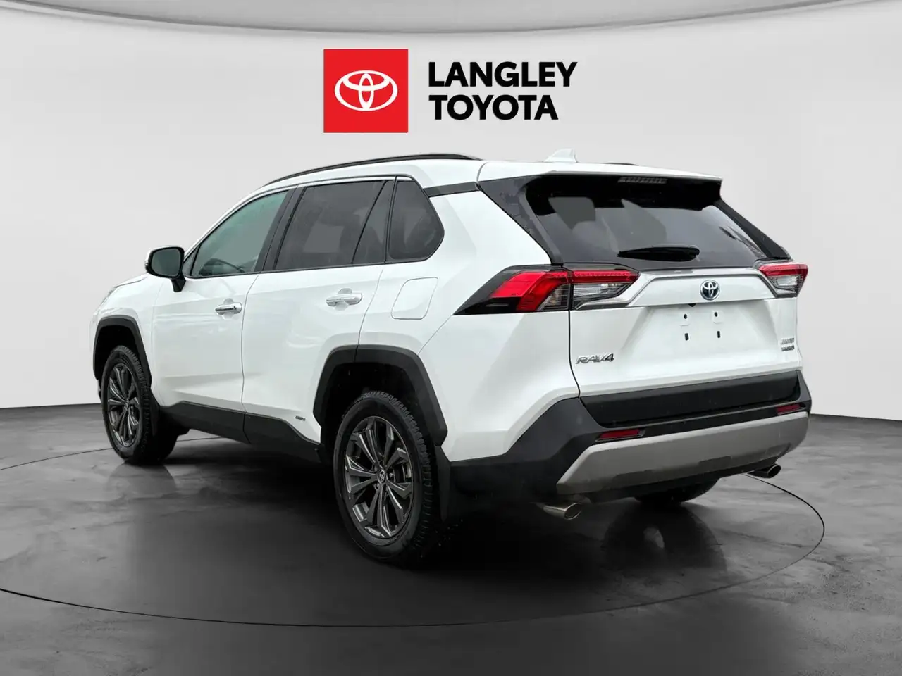 Toyota RAV 4 снимка Toyota RAV 4