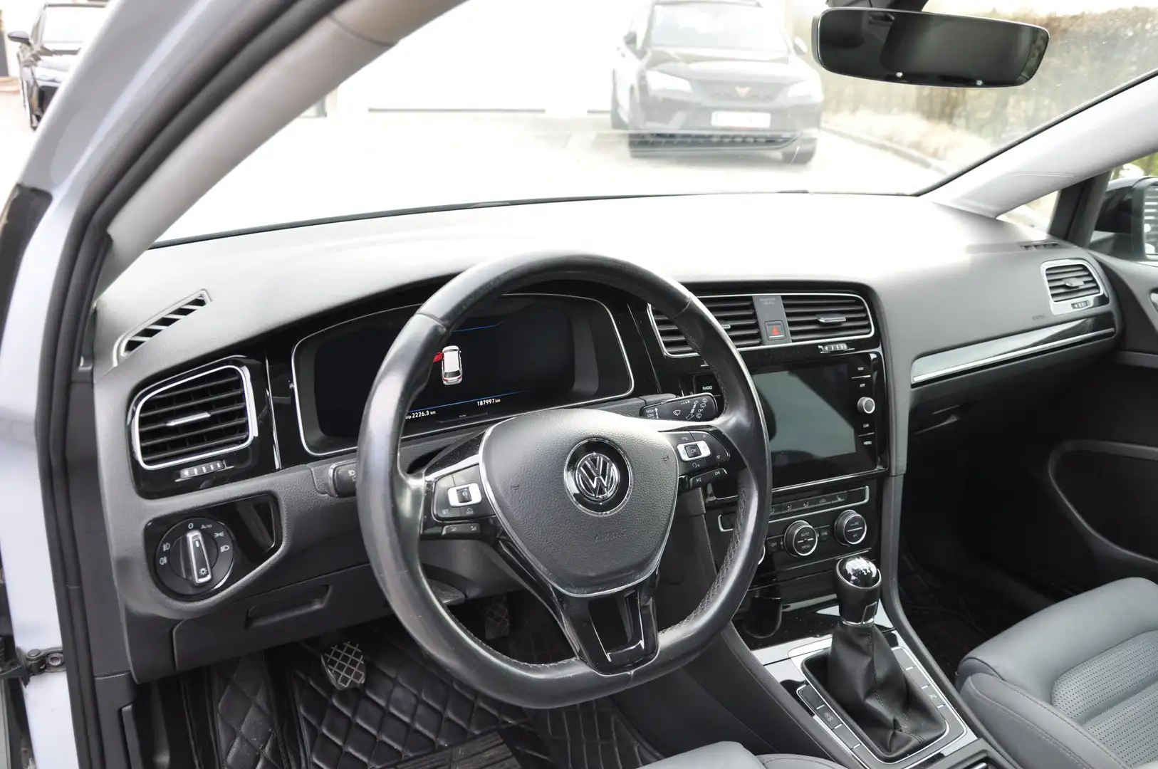 Volkswagen Golf Golf Highline 2,0 TDI Highline 19Zoll KW Maxton Weiß - 2