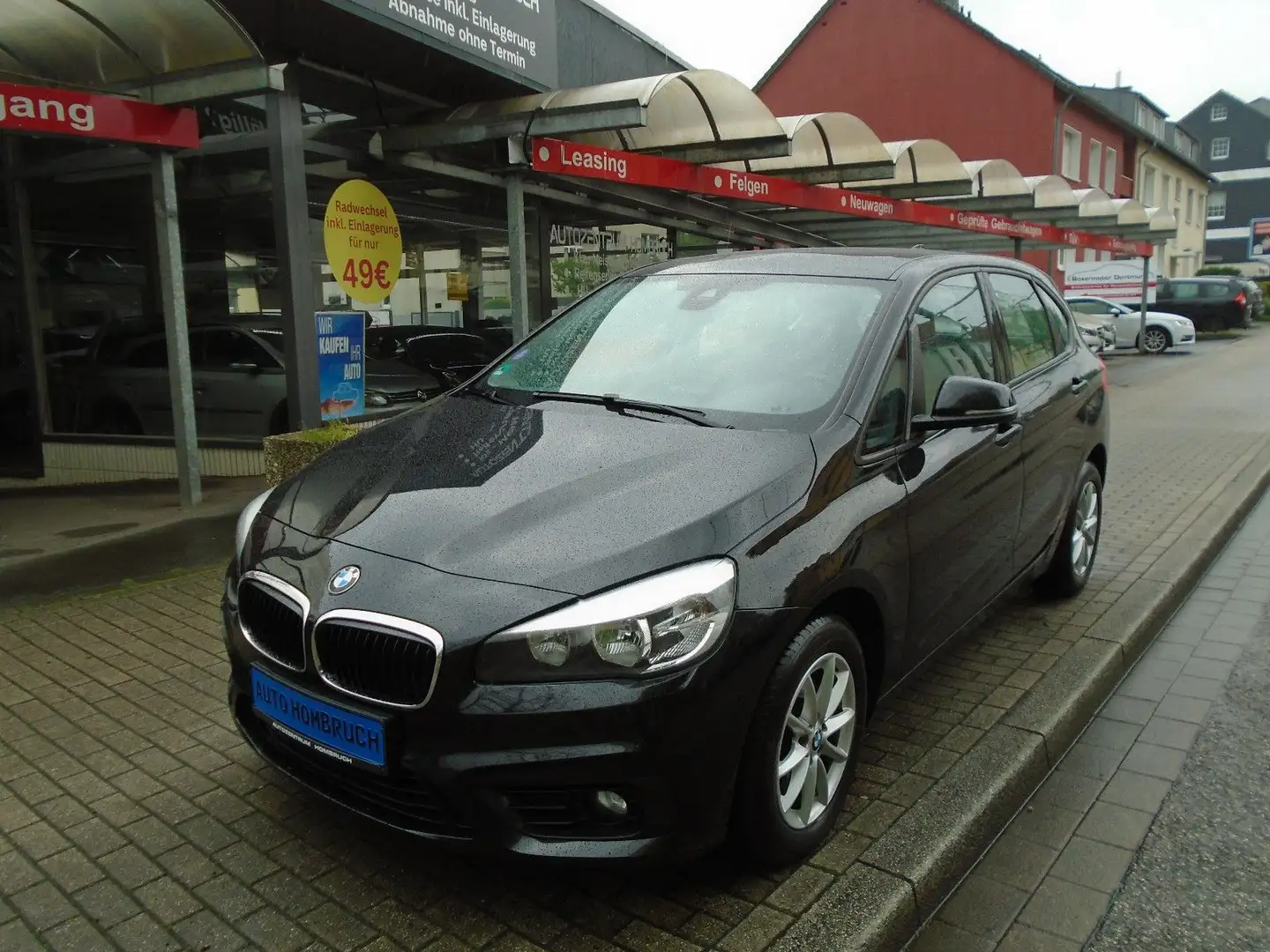 BMW 218 218i Advantage 1. Hand Schwarz - 1