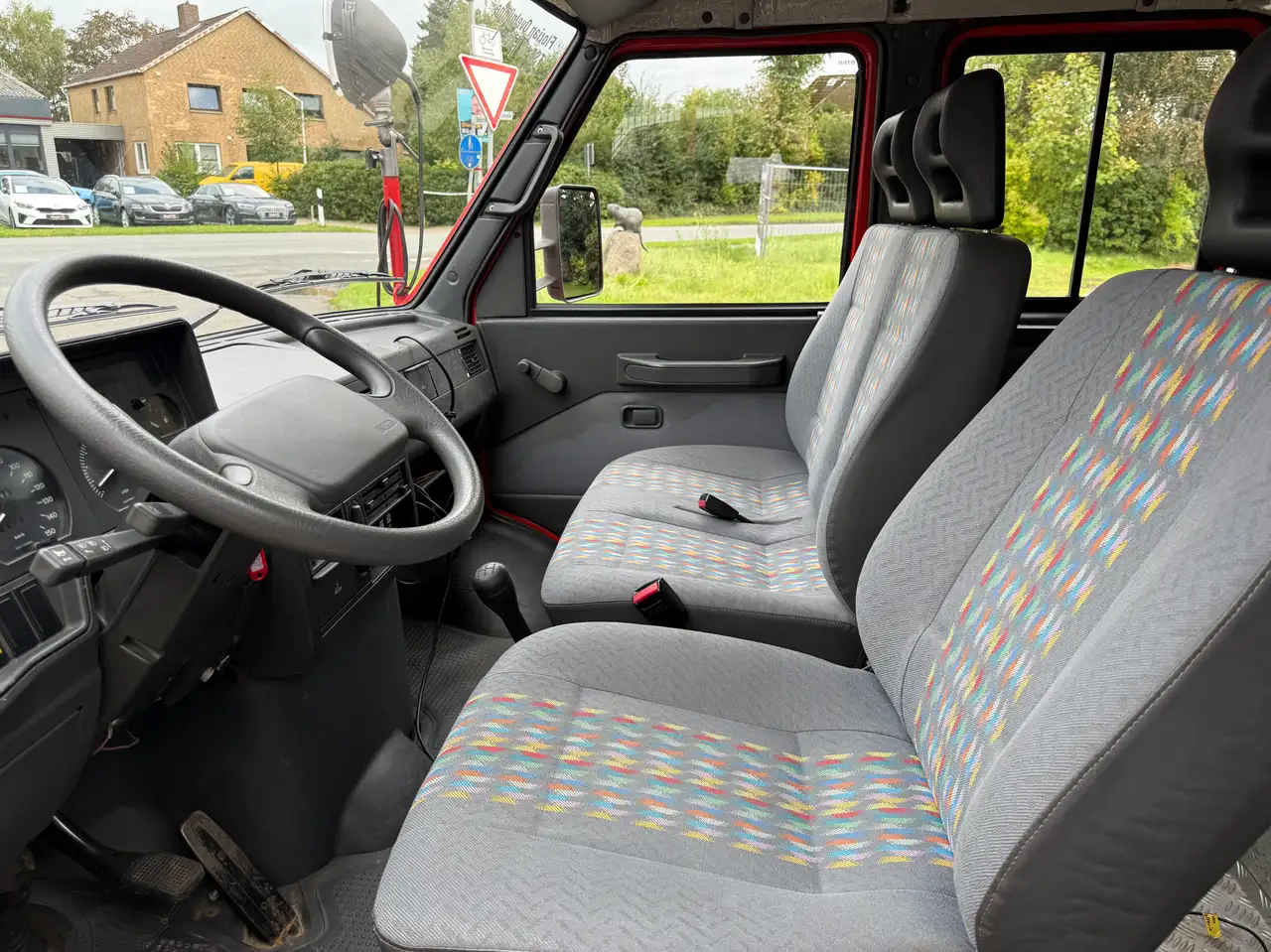 Iveco Daily 49-10 Turbo D Classic Feuerwehr TSF *nur 16.400 km*HU 1/2028*AHK*6 Sitze*, foto 9
