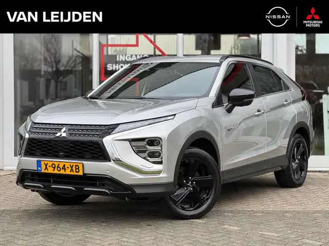 Mitsubishi Eclipse Cross PHEV Black Edition | Trekhaak | Navigatie | ACC |