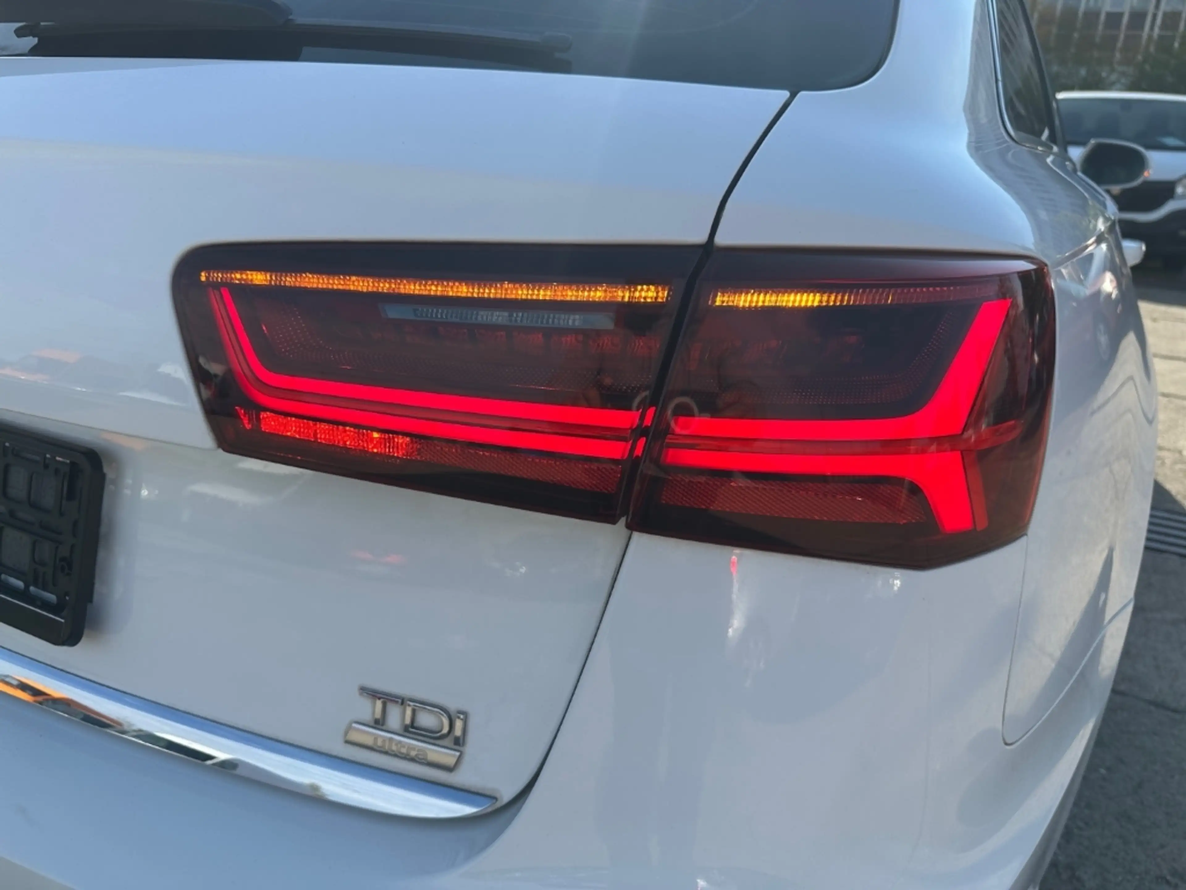 Audi A6 Avant 2.0 TDI ultra S line 2,0 Ltr.-140 kW 16V TDI — photo 14