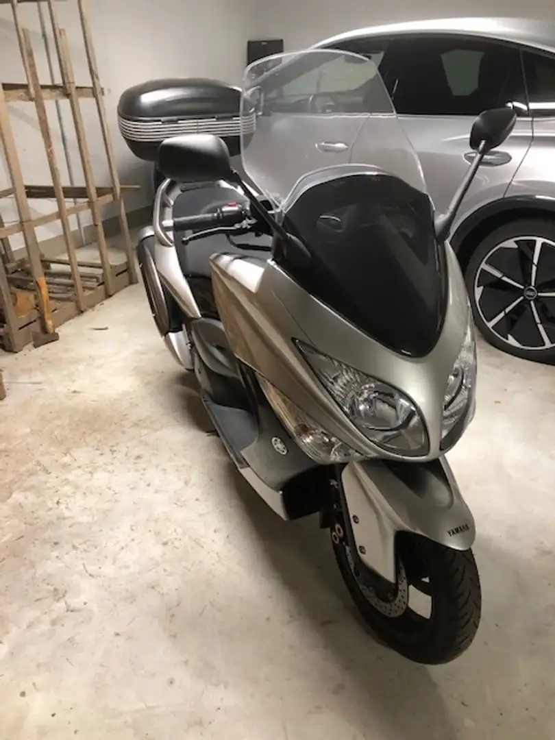 Yamaha TMAX 500 Stříbrná - 2