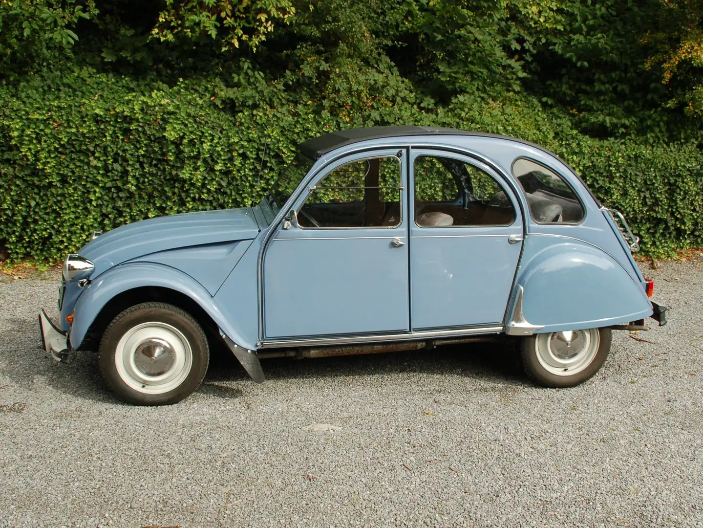 Citroen 2CV Bleu - 1