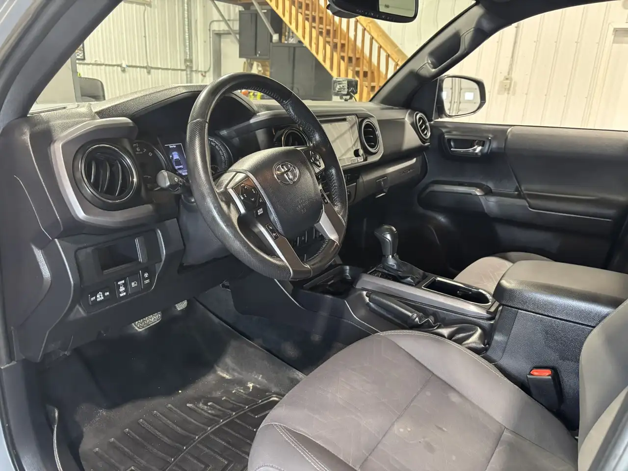 Toyota Tacoma снимка Toyota Tacoma