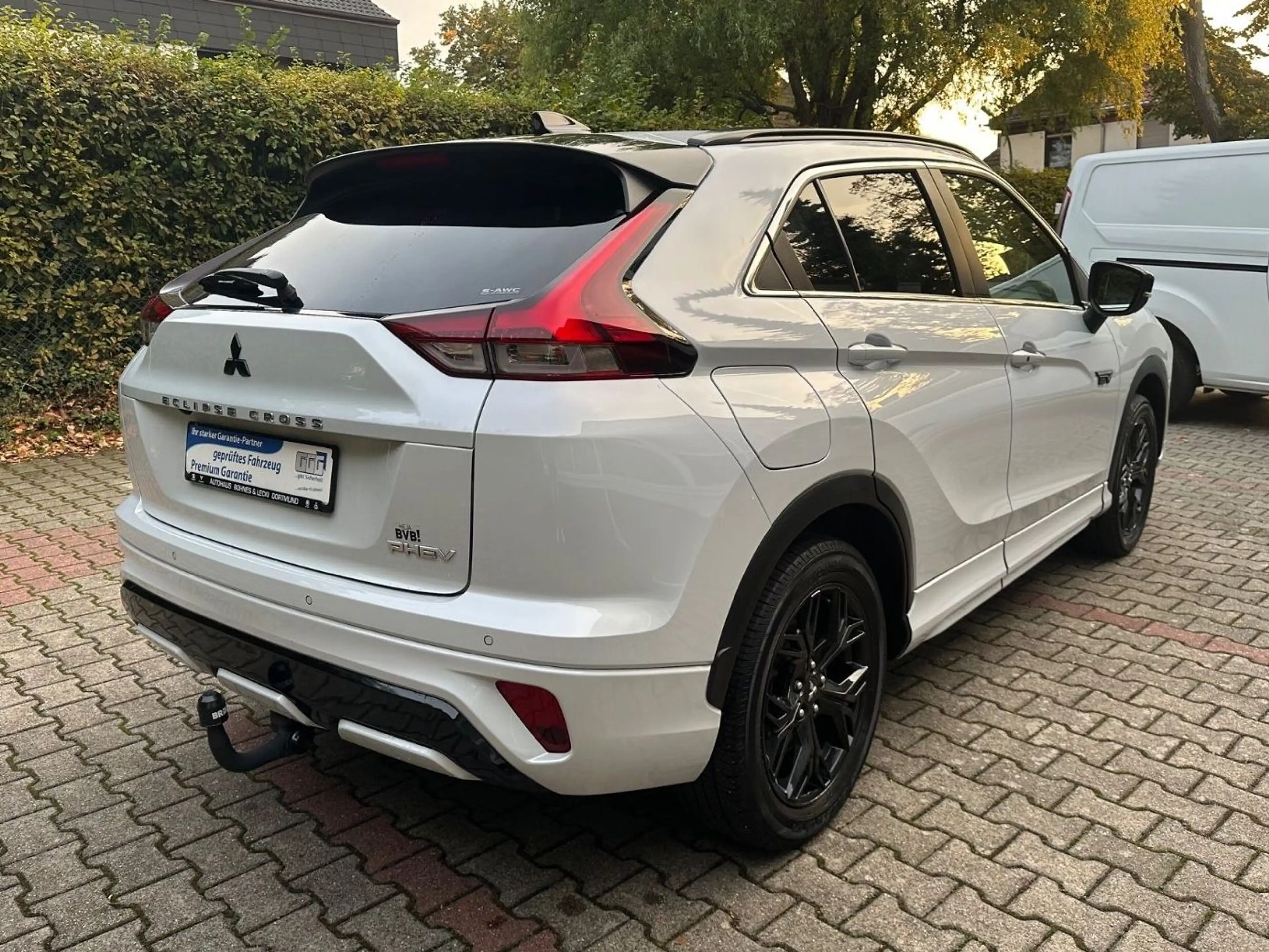 Mitsubishi Eclipse Cross /Plus Select Black Hybrid 4WD — photo 8