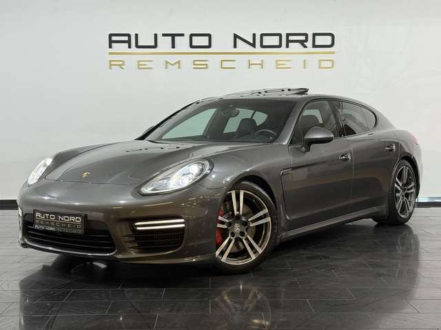 Imagine Porsche Panamera Turbo *Sport-Chrono*PDLS+*360°CAM*Bose*