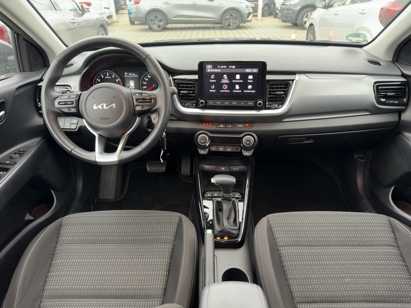 Kia Stonic 1.0 DCT Vision — photo 8