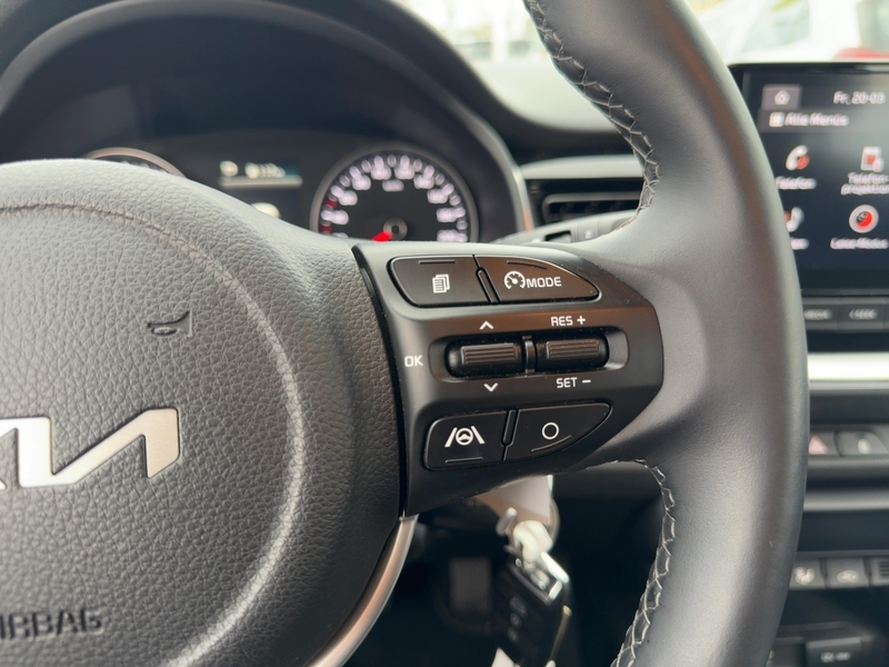 Kia Stonic 1.0 DCT Vision — photo 11
