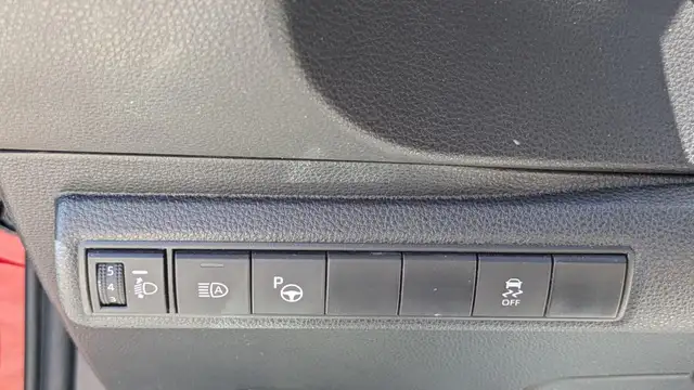 Toyota Corolla view 13