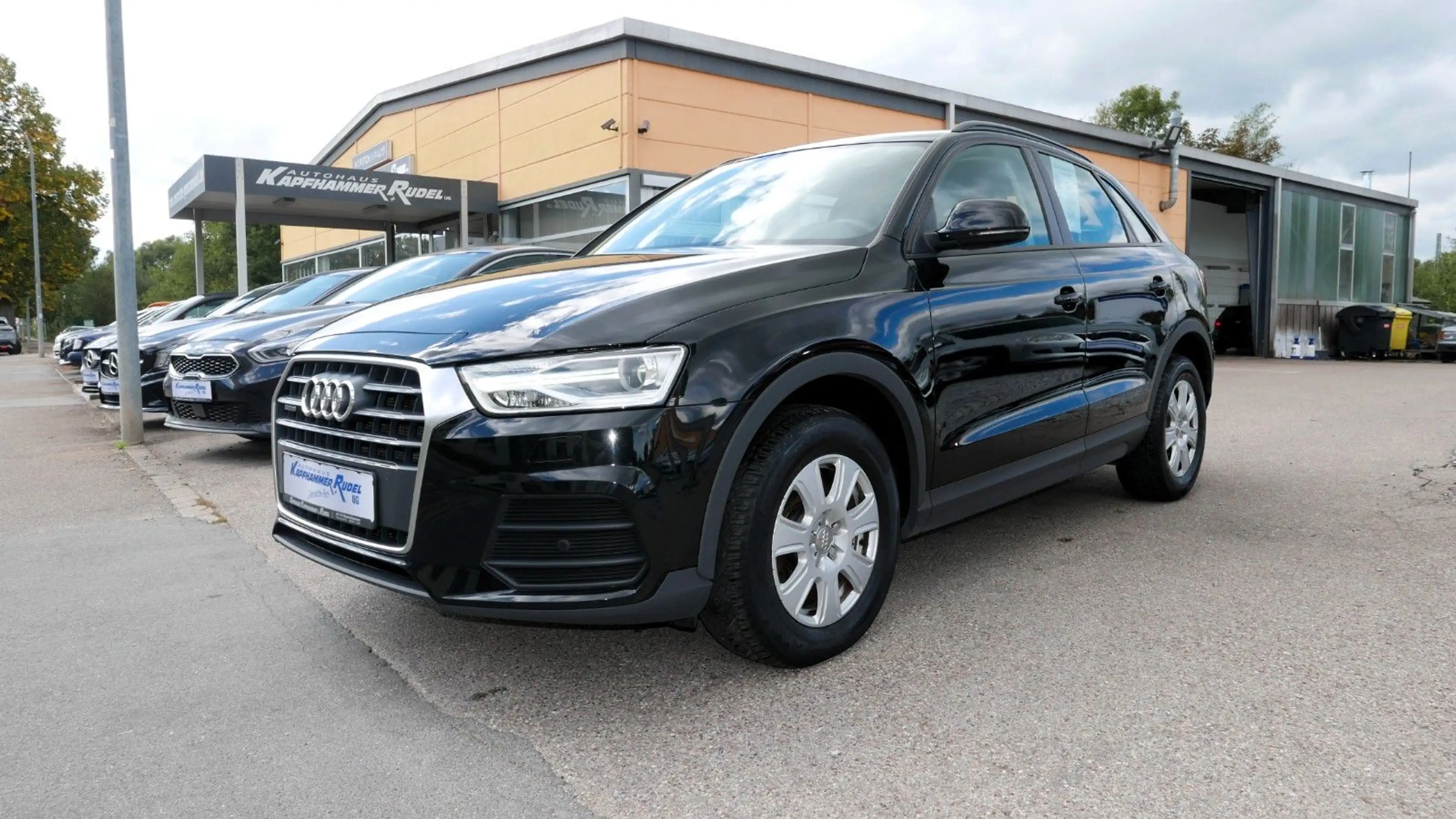 Audi Q3 2.0 TDI quattro/AUTOMATIK/XENON/NAVI