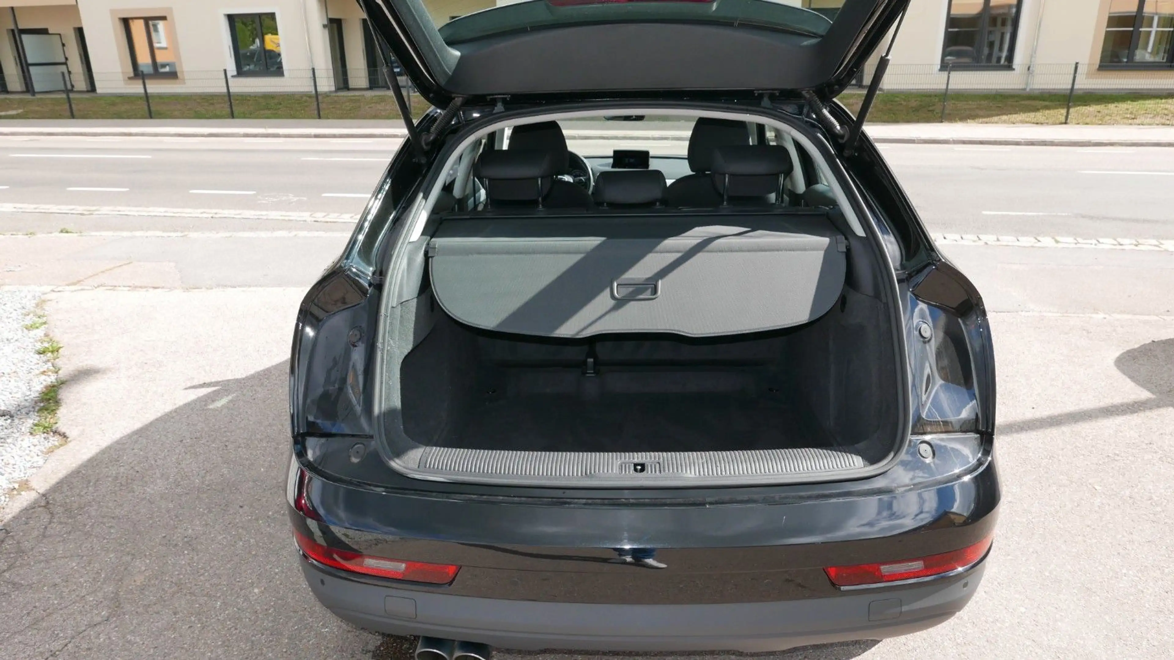 Audi Q3 2.0 TDI quattro/AUTOMATIK/XENON/NAVI — photo 16