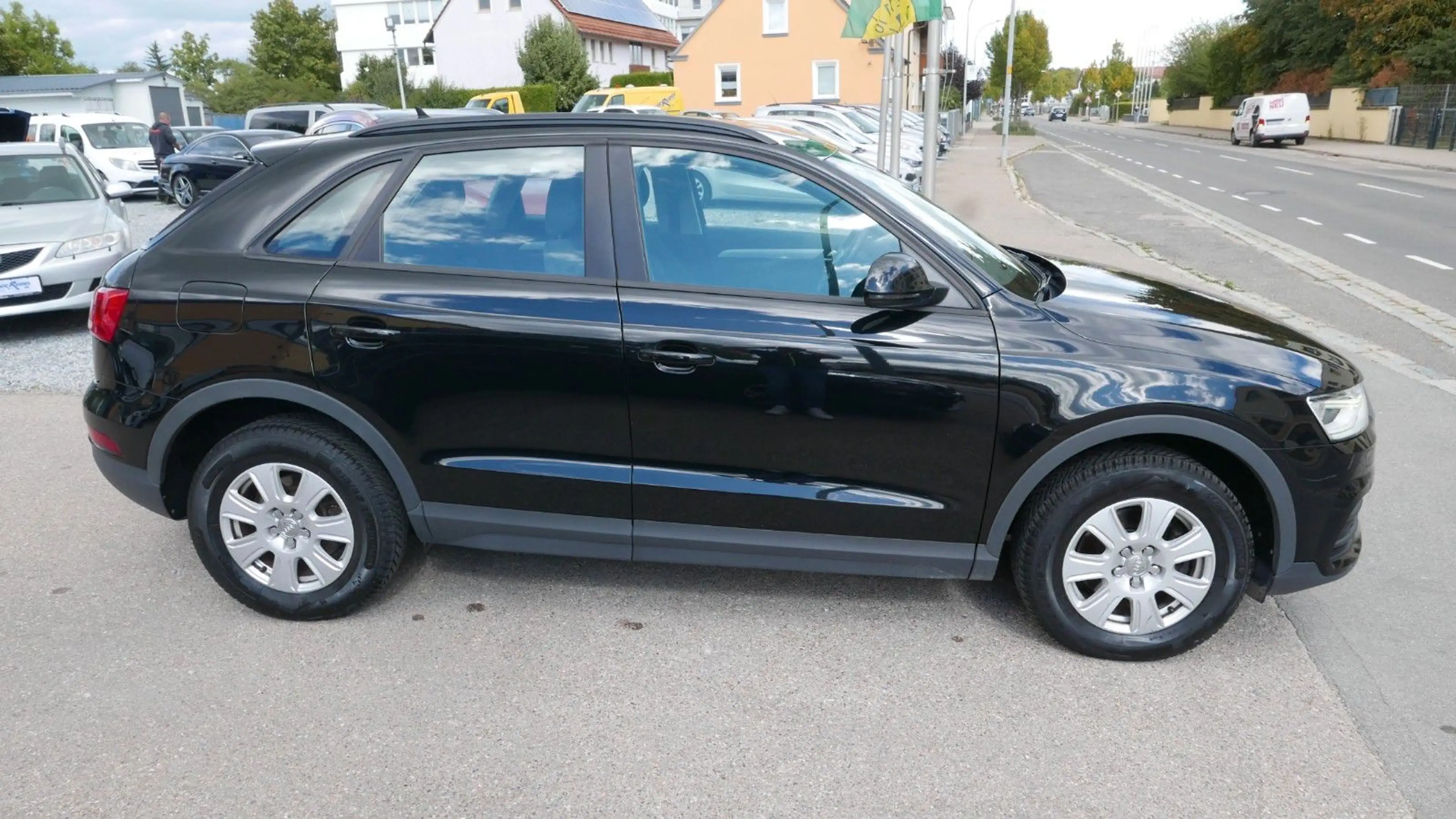 Audi Q3 2.0 TDI quattro/AUTOMATIK/XENON/NAVI — photo 6