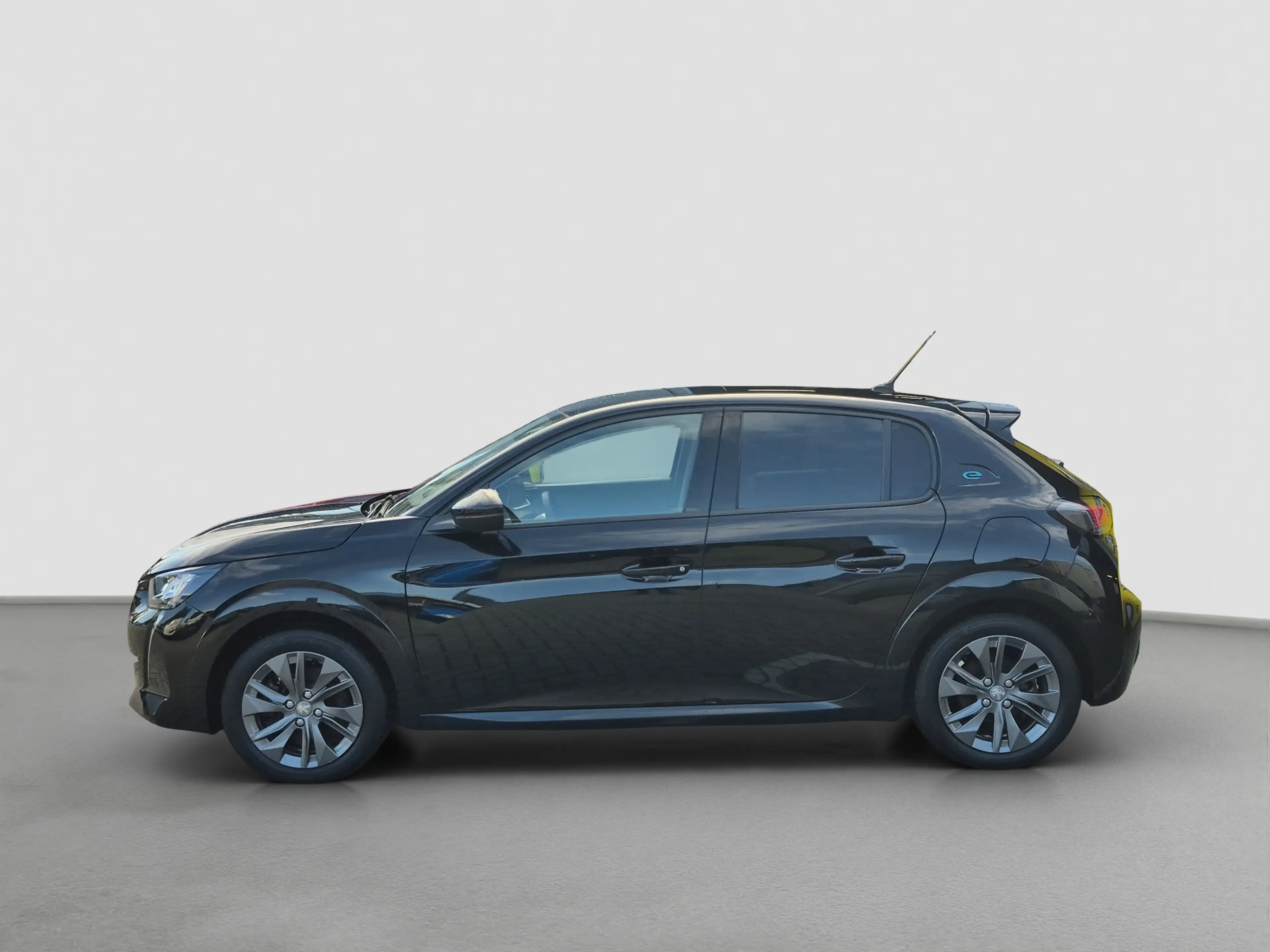 Peugeot e-208 EV Allure Pack 50 kWh 91,2% SOH | 3 Fase | Camera — photo 8