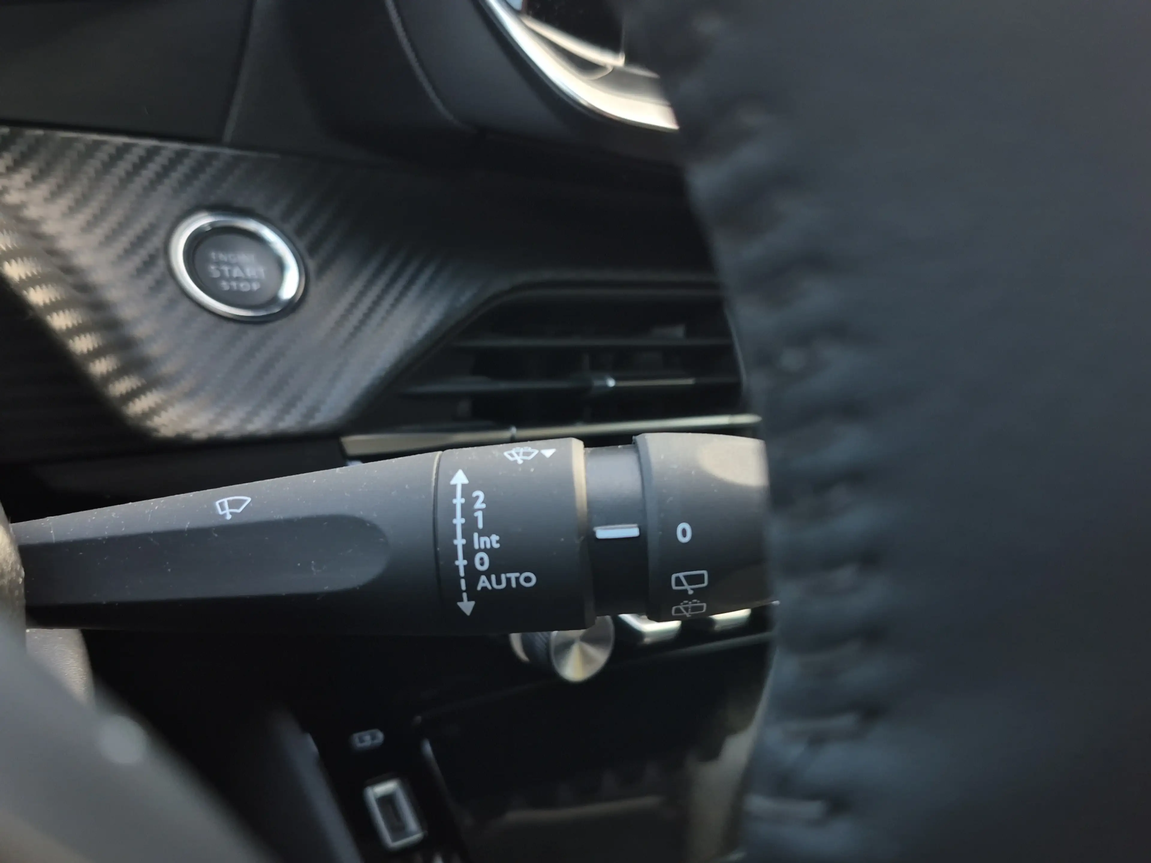 Peugeot e-208 EV Allure Pack 50 kWh 91,2% SOH | 3 Fase | Camera — photo 12