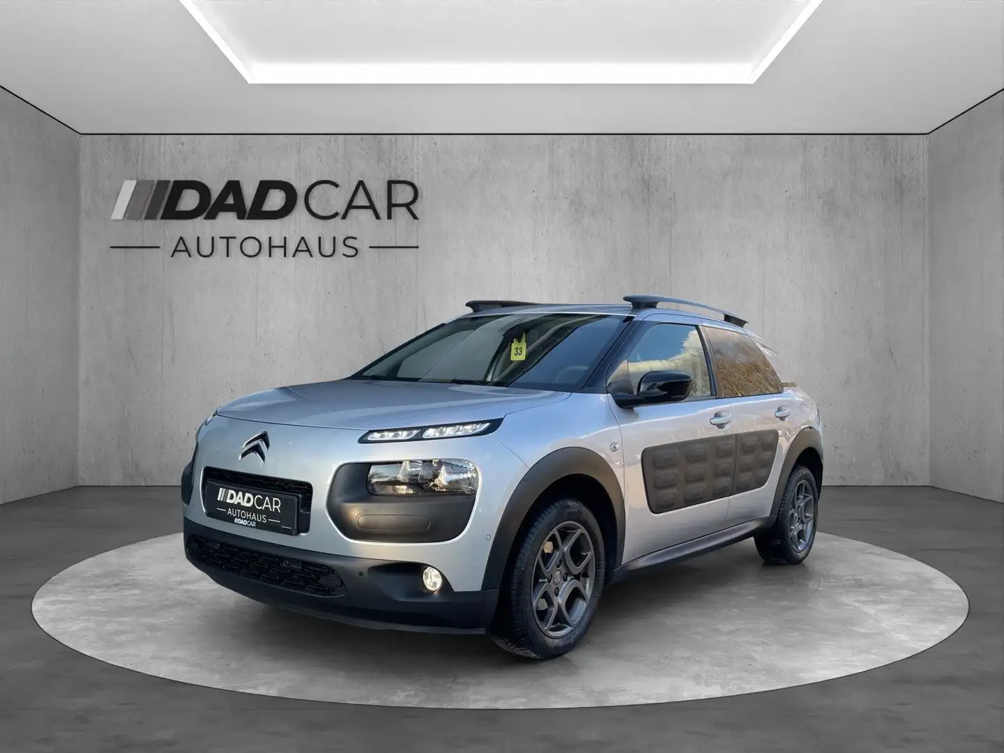 Citroen C4 Cactus Shine 2. Hand NAVI KAMERA PDC SHZ Grau - 1