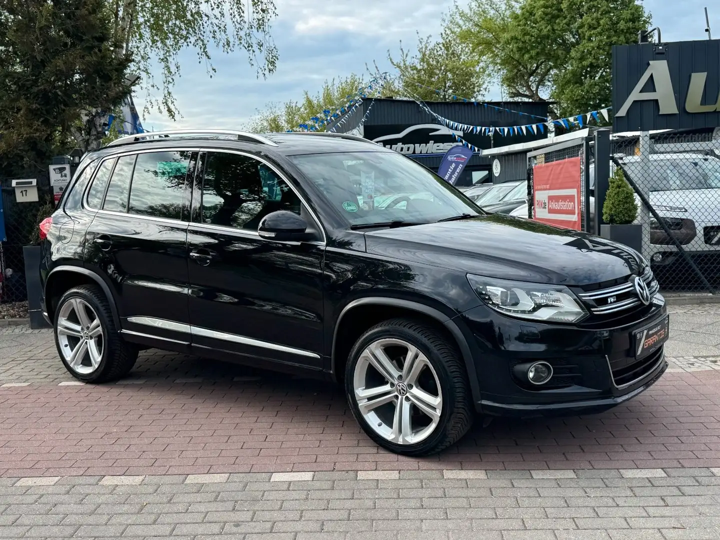 Volkswagen Tiguan 2.0TDI 4Motion*R-Line*Aut.*Leder*Navi*Kam Schwarz - 1