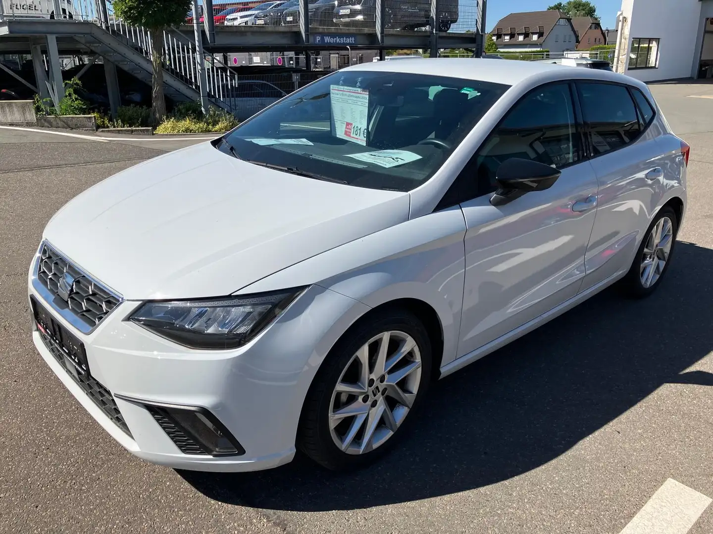 SEAT Ibiza 1.0 TSI FR LED|Klimaauto.|LED|DAB|ACC|PDC Weiß - 2