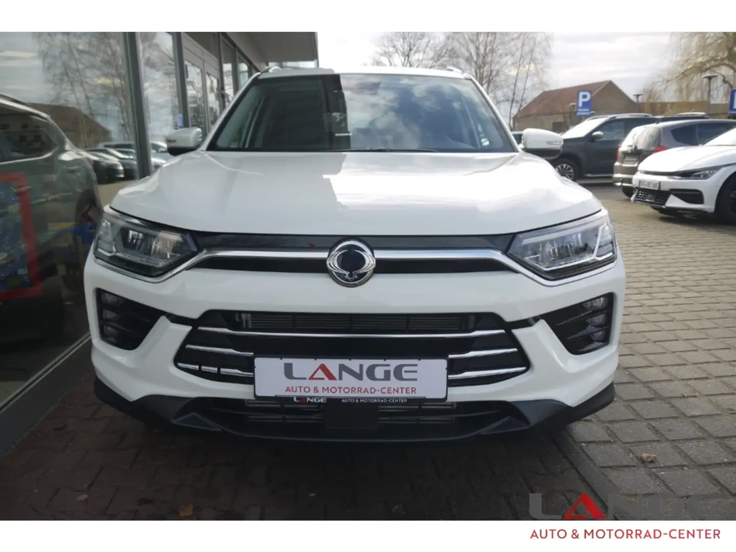 SsangYong Korando Bliss 1.5 AT Navi SHZ Temp Tel.-Vorb. PDC Regensen Weiß - 2