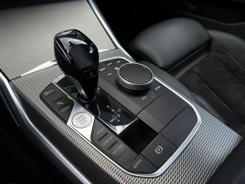 BMW 318 3-Serie Touring 318i M-Sport Edition Shadowline Tr — photo 10