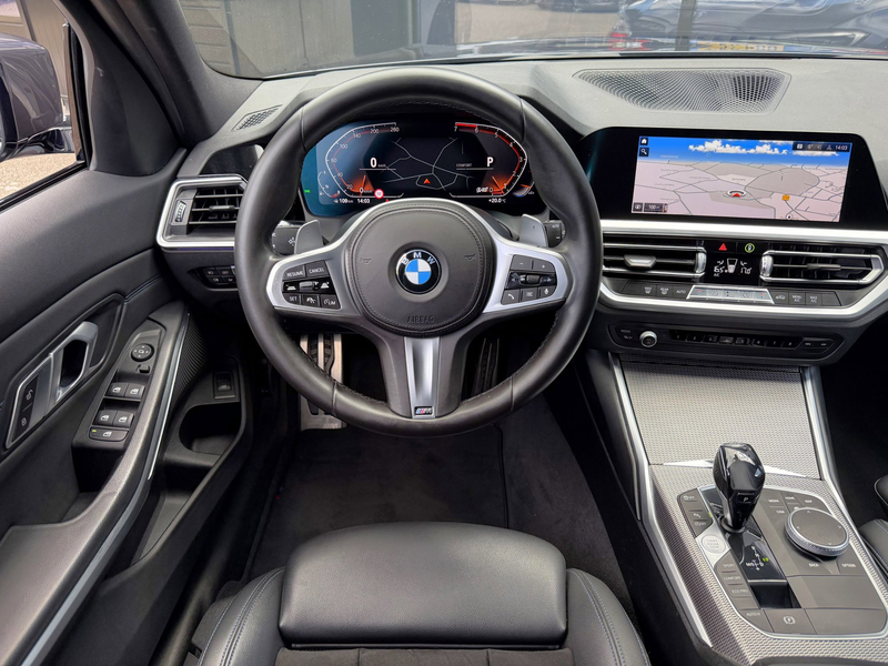 BMW 318 3-Serie Touring 318i M-Sport Edition Shadowline Tr — photo 9