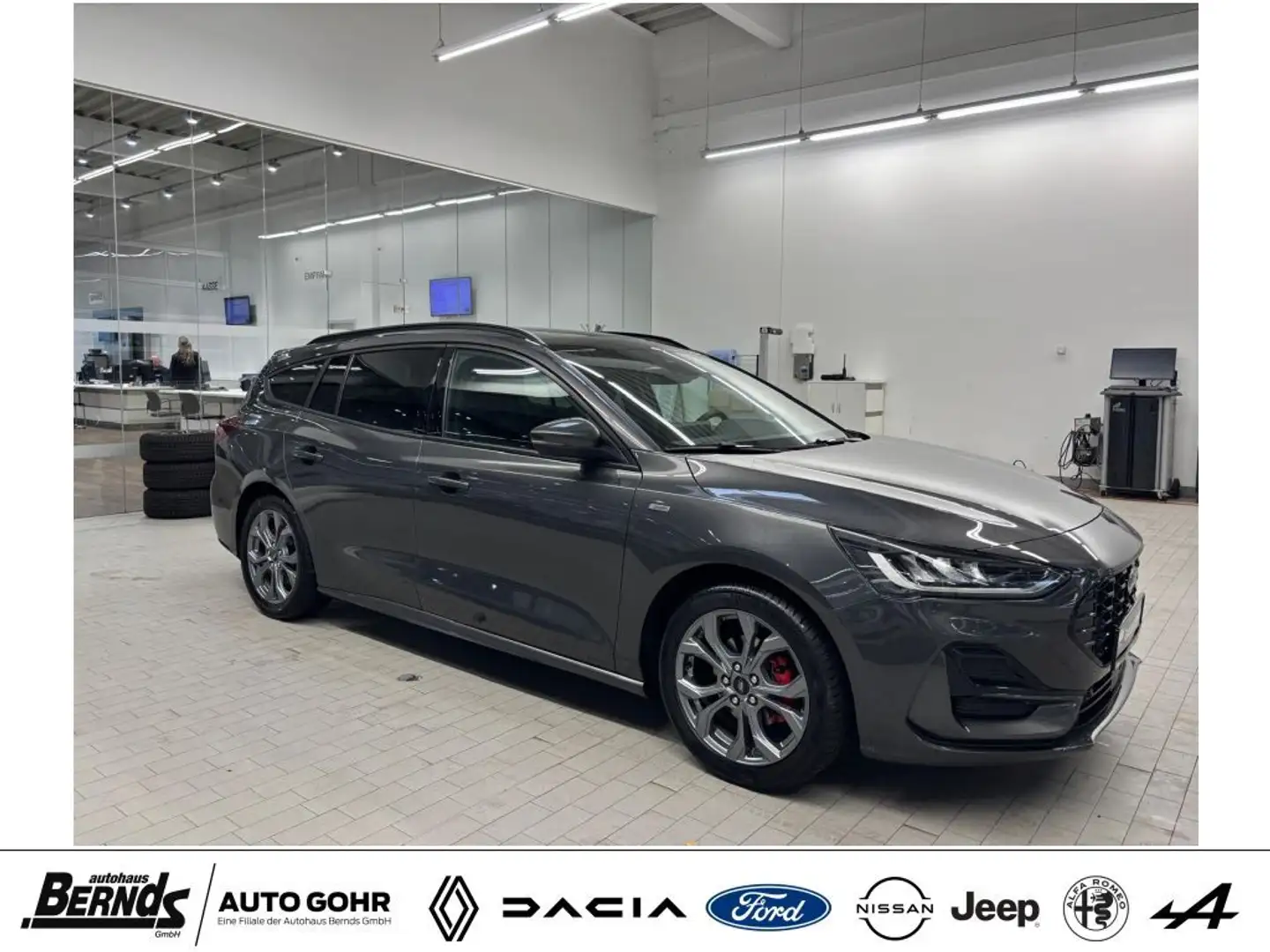 Ford Focus Turnier 1.0 EcoBoost Hybrid ST-LINE X NAVI B&O Grijs - 2