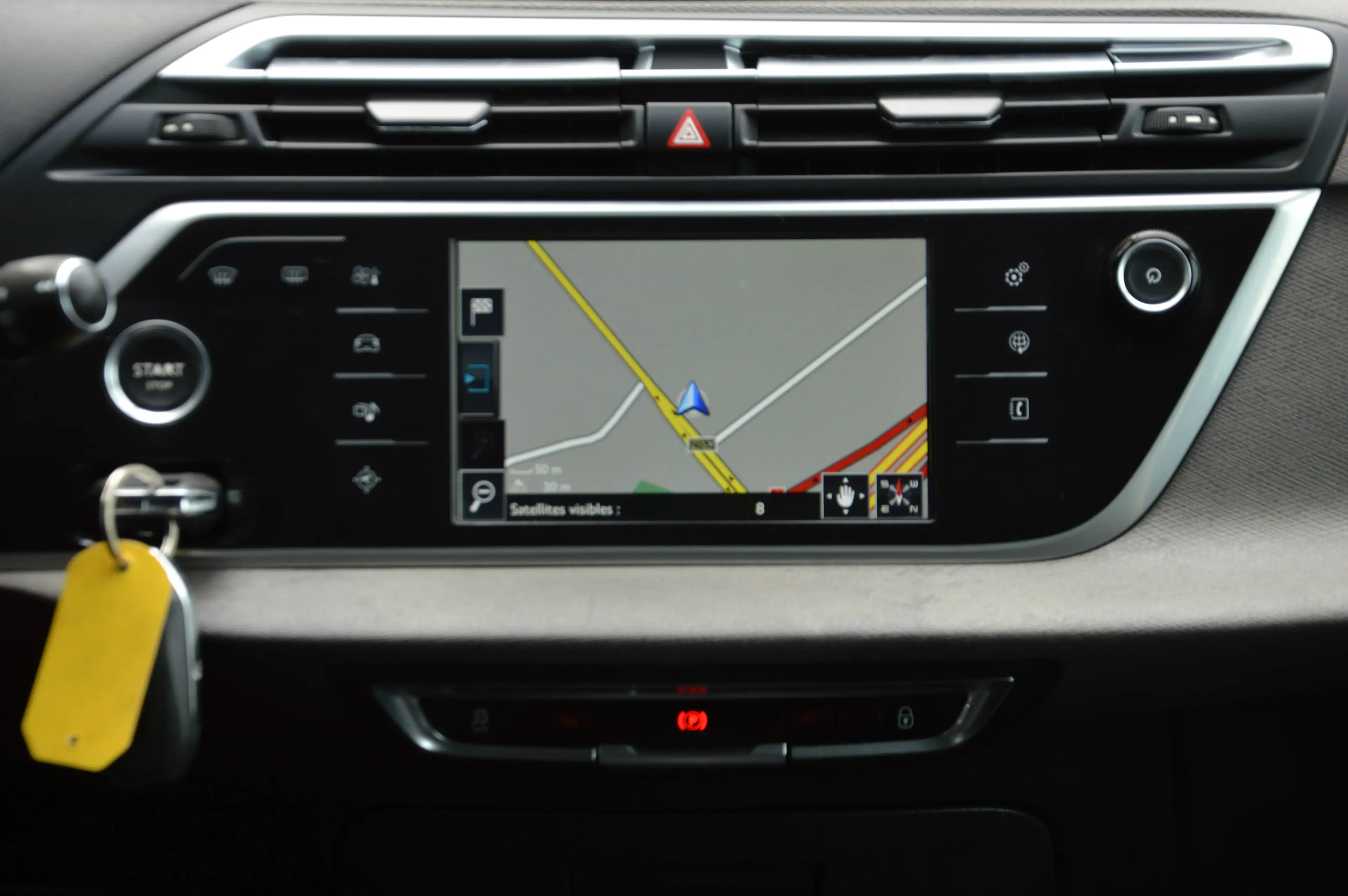 Citroen C4 Picasso 1.6e-HDi Exclusive BOITE AUT NAV CAM CLIM CRUIS 91.927KM — photo 15
