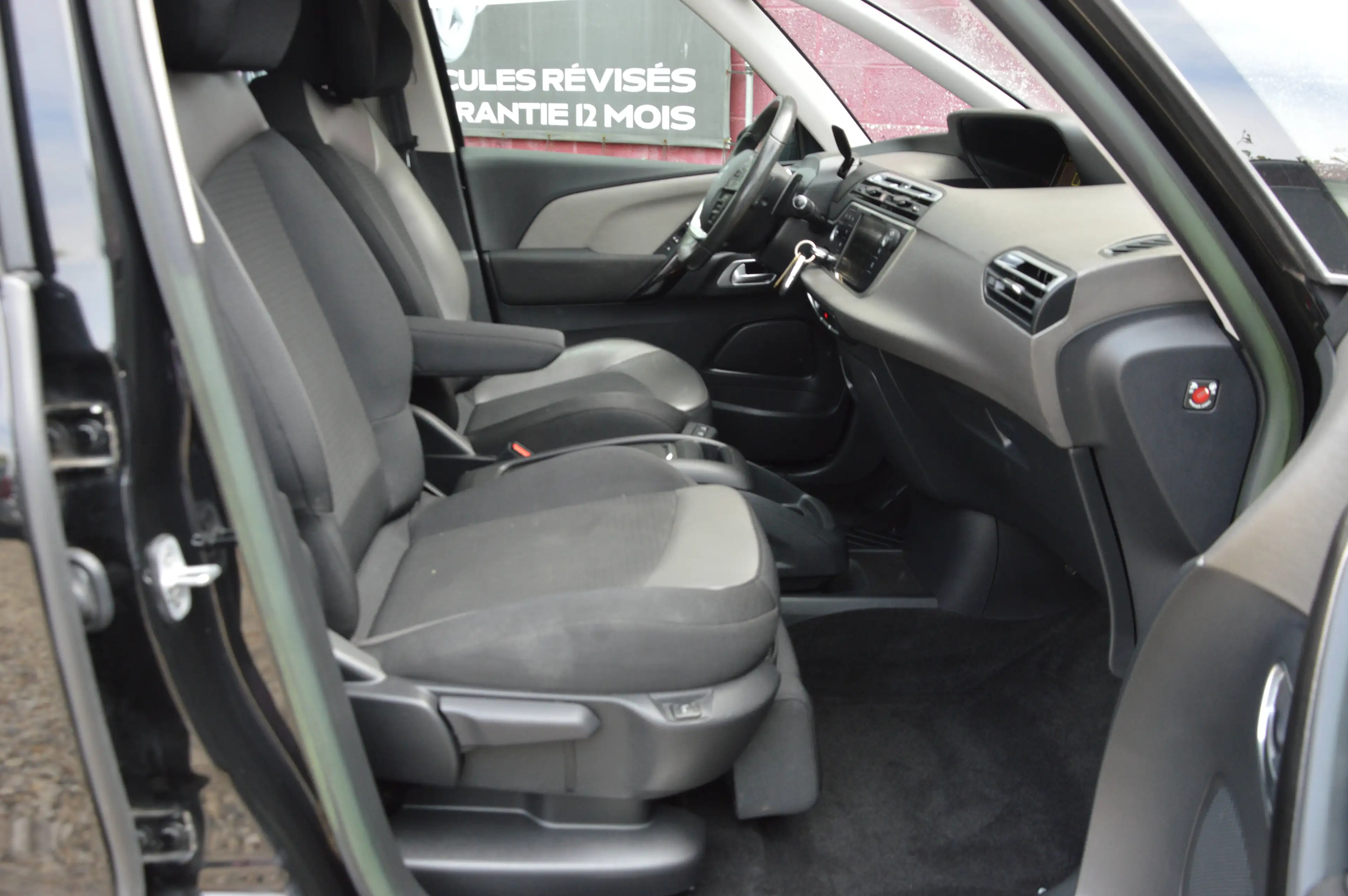 Citroen C4 Picasso 1.6e-HDi Exclusive BOITE AUT NAV CAM CLIM CRUIS 91.927KM — photo 13