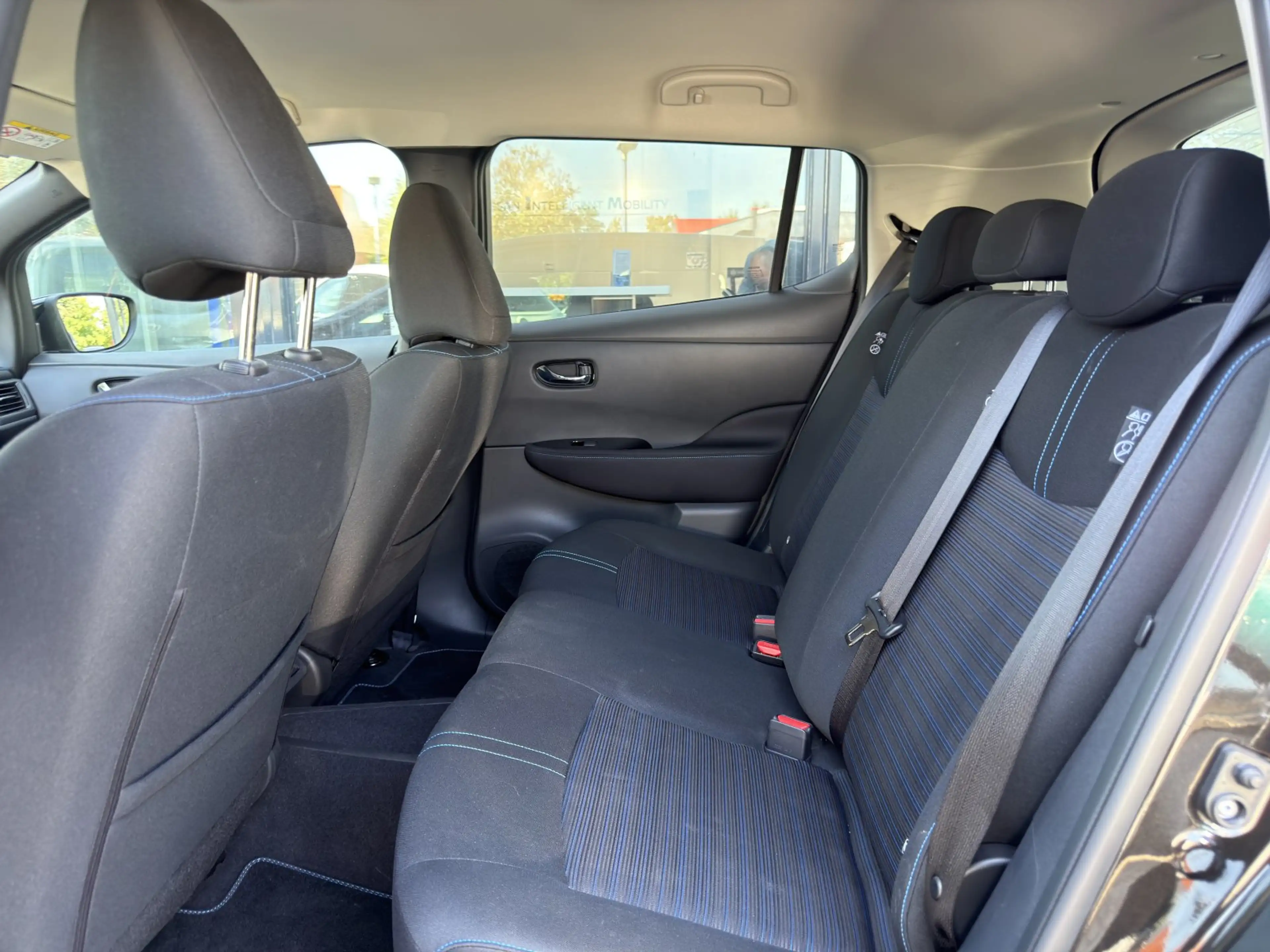 Nissan Leaf 40kWh N-Connecta/SOH 93,74%/WINTER+LED — photo 9