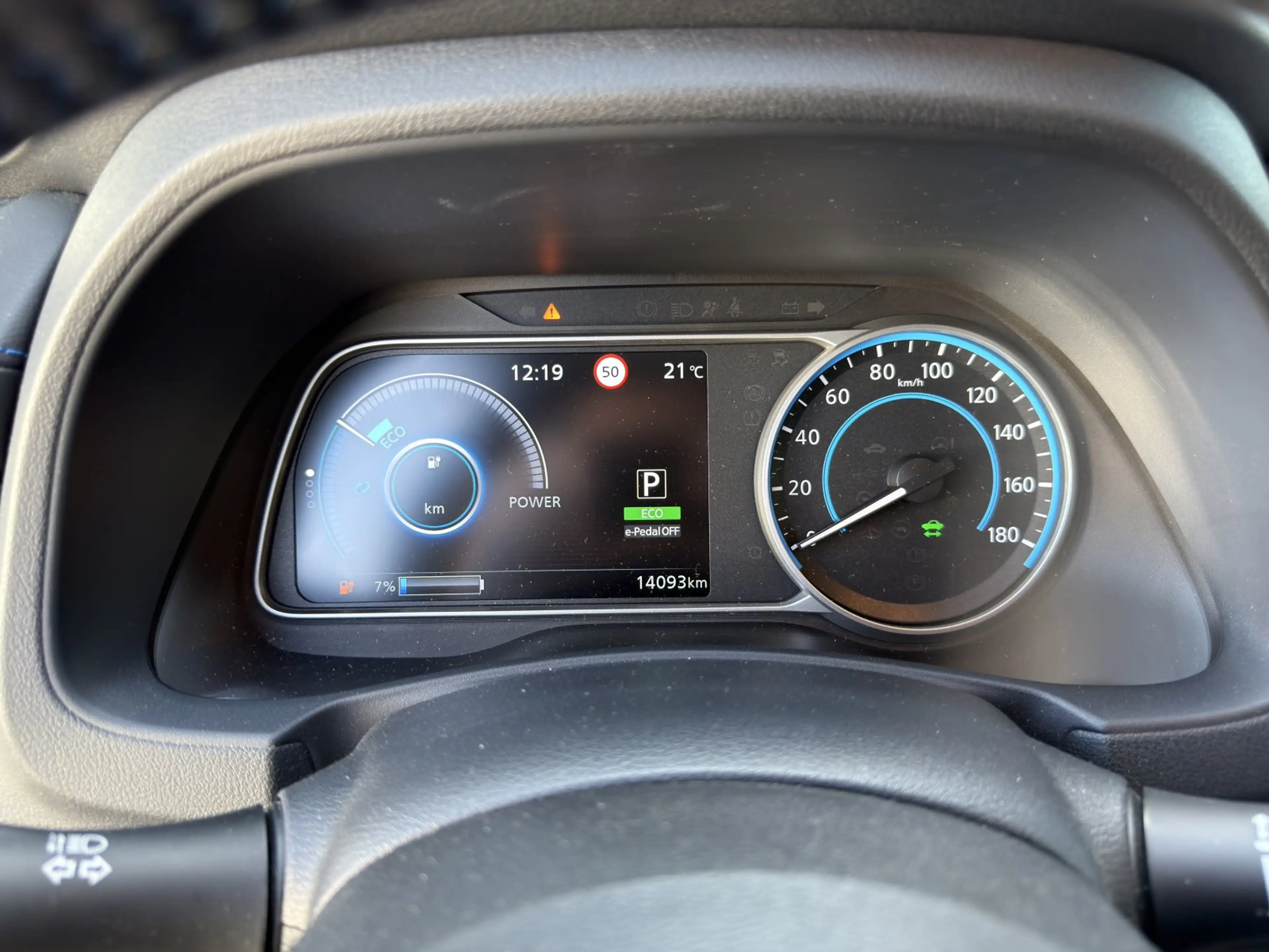 Nissan Leaf 40kWh N-Connecta/SOH 93,74%/WINTER+LED — photo 13