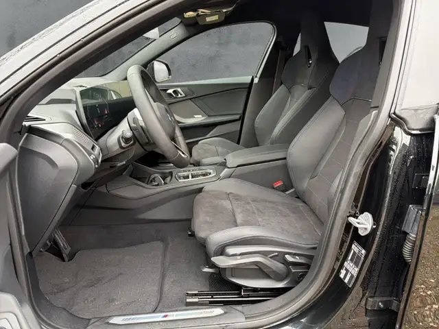 BMW M view 8