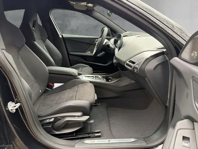 BMW M view 11