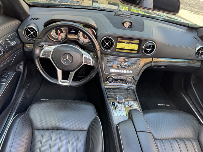 Mercedes-Benz SL 500 AMG Paket — photo 11