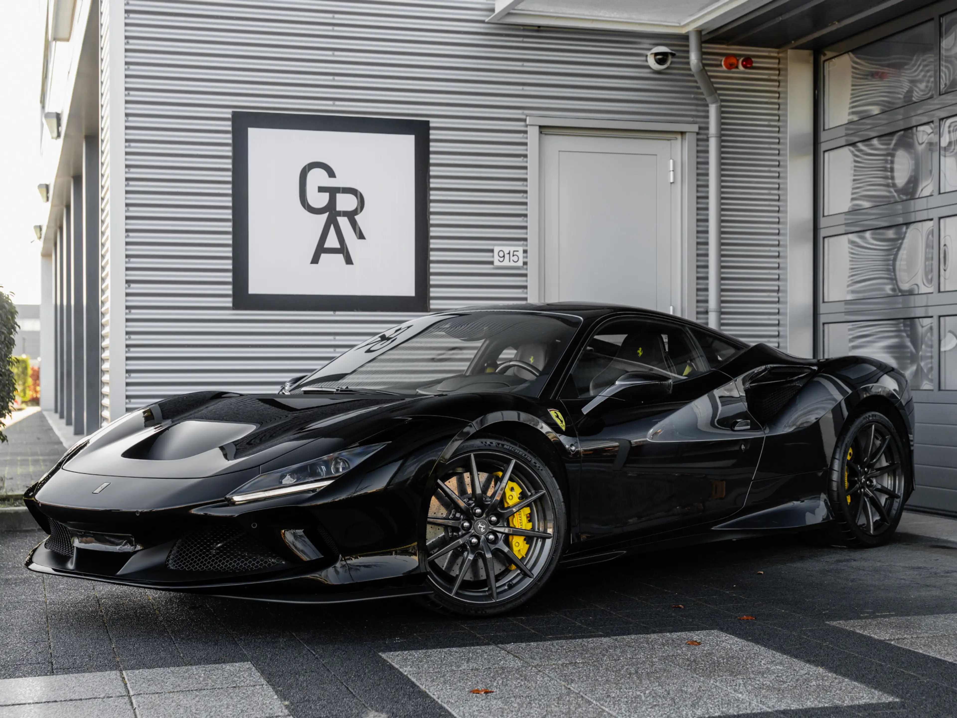 Ferrari F8 Tributo 3.9 V8 HELE | Carbon velgen | Pass. display | Lift — photo 2