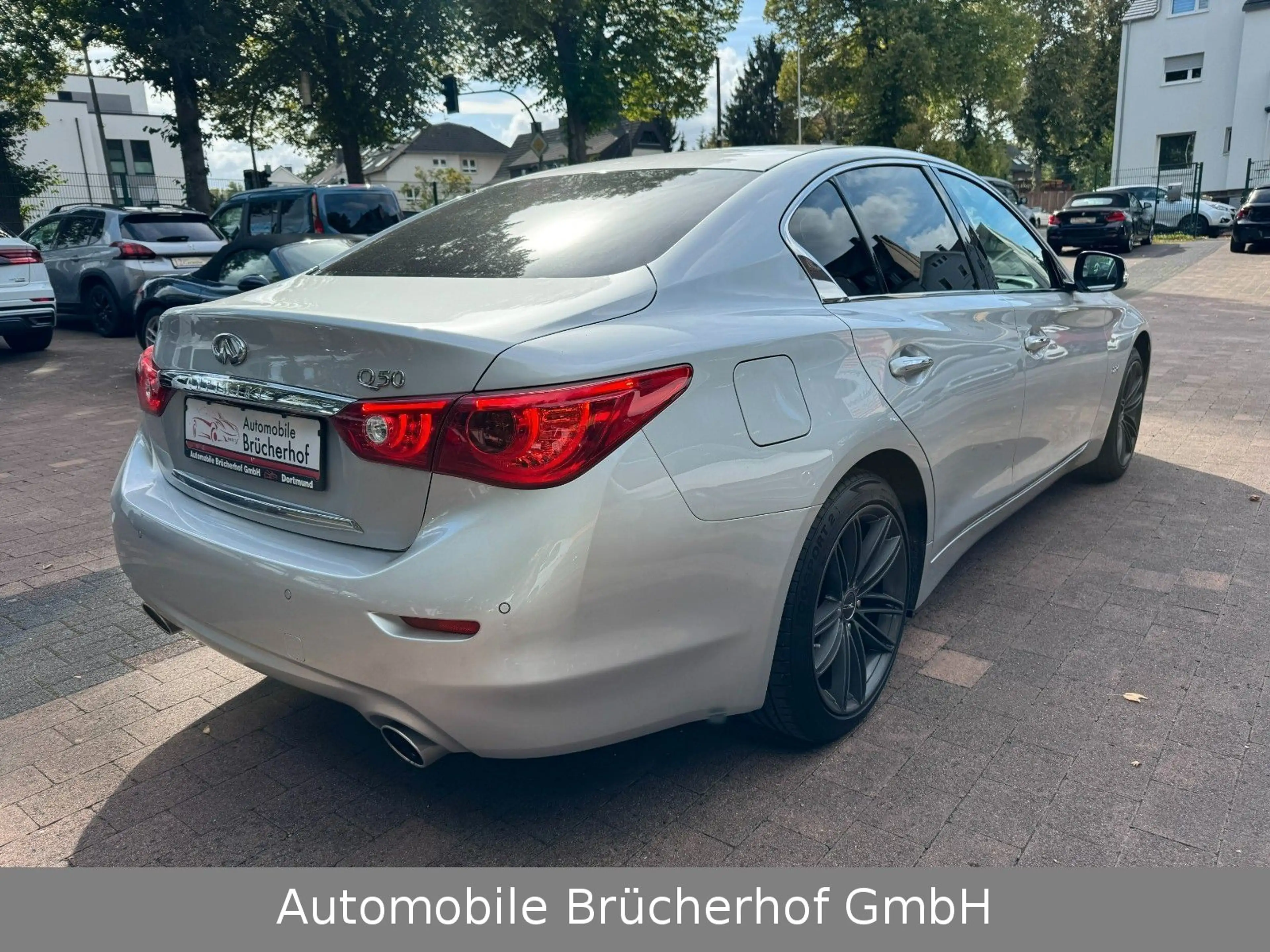 Infiniti Q50 2.2d Aut./Leder/Navi/LED/Kamera/8-fach ber. — photo 4