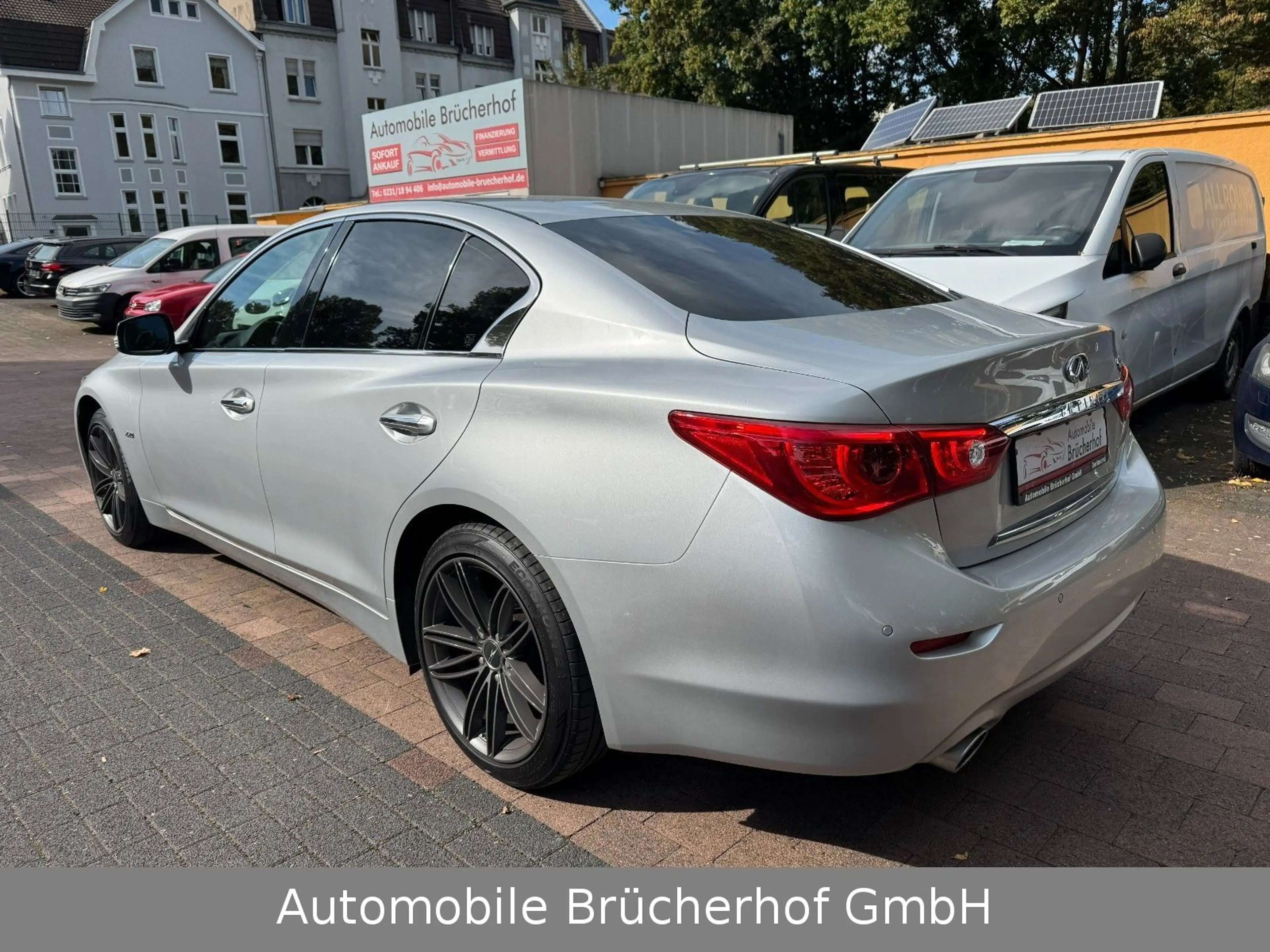 Infiniti Q50 2.2d Aut./Leder/Navi/LED/Kamera/8-fach ber. — photo 3