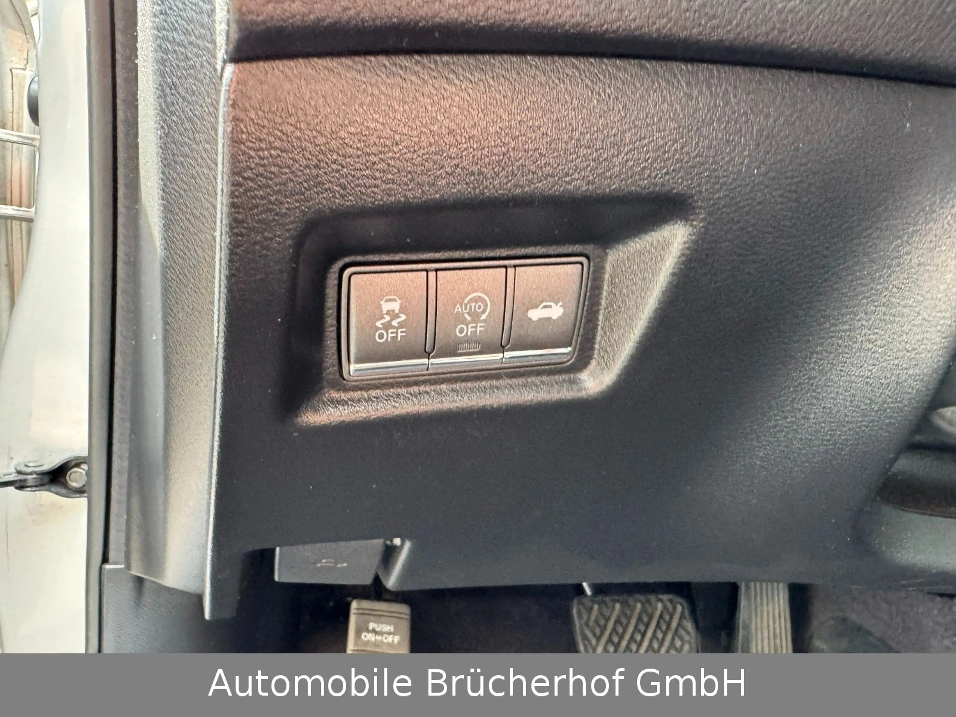 Infiniti Q50 2.2d Aut./Leder/Navi/LED/Kamera/8-fach ber. — photo 10