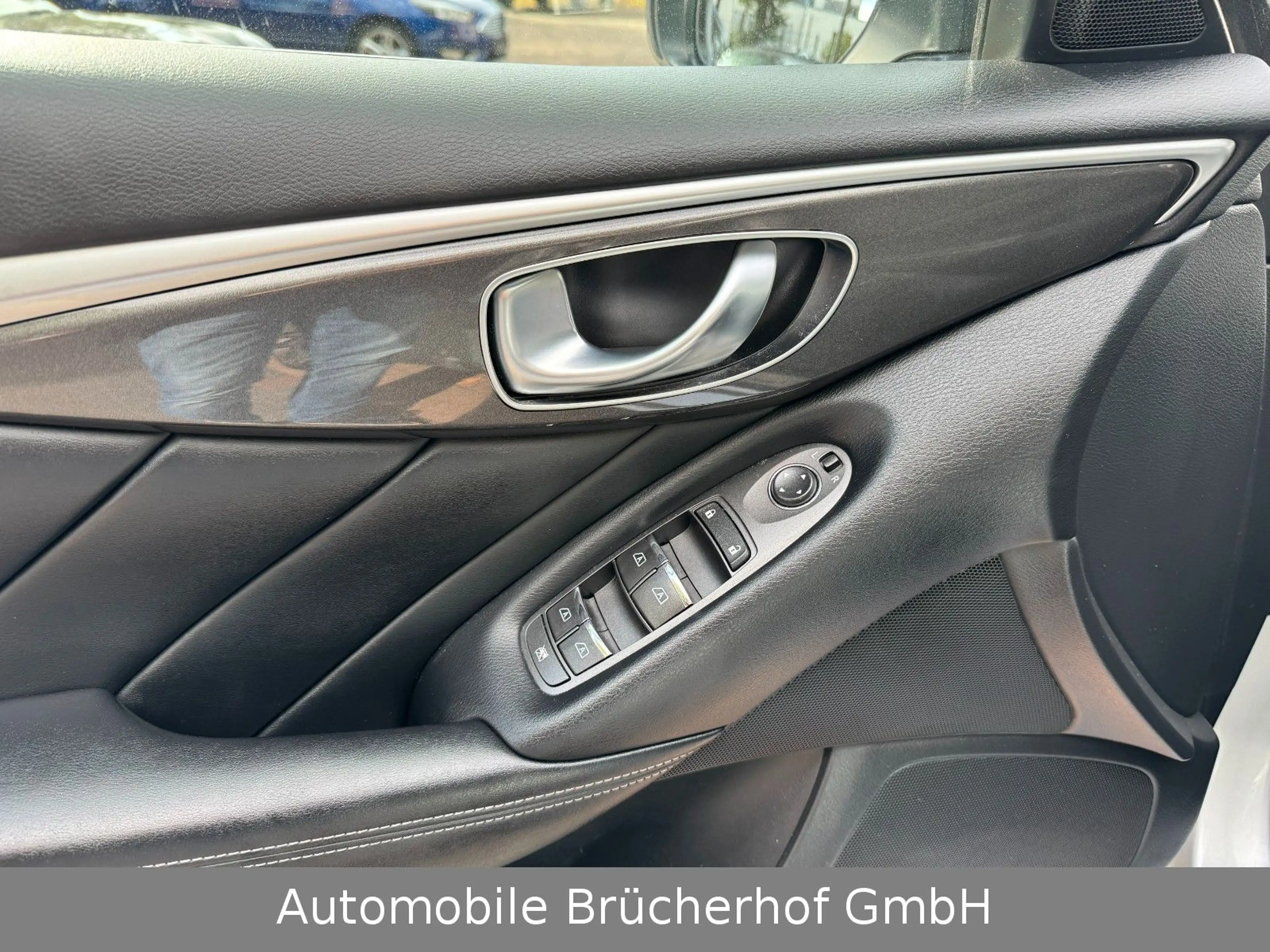 Infiniti Q50 2.2d Aut./Leder/Navi/LED/Kamera/8-fach ber. — photo 8