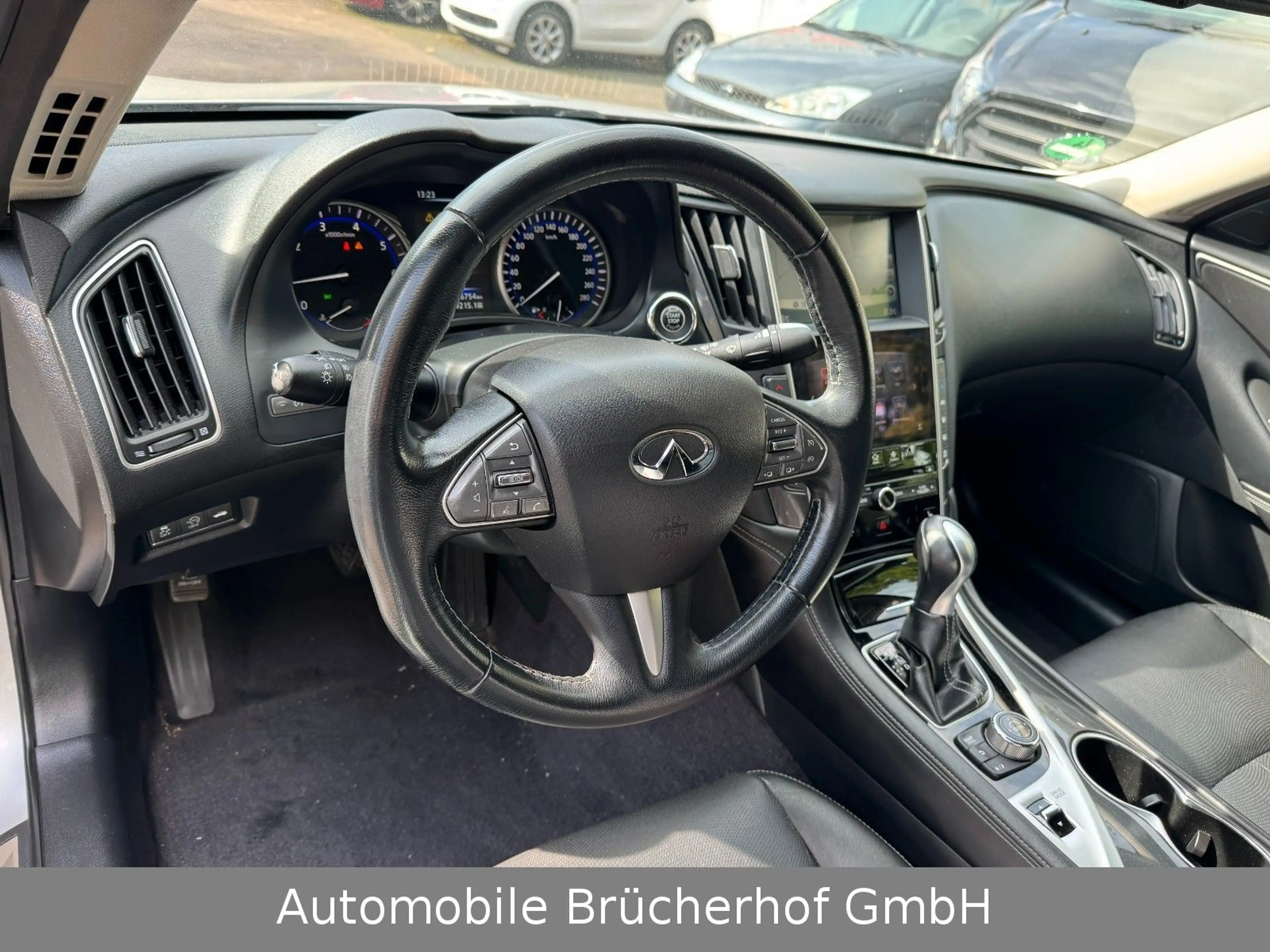 Infiniti Q50 2.2d Aut./Leder/Navi/LED/Kamera/8-fach ber. — photo 9