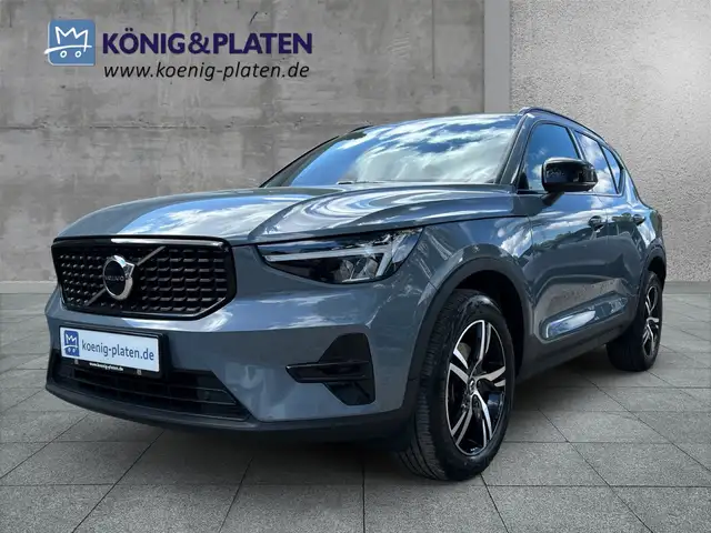 Volvo XC40 B3 2WD Plus Dark Klima Navi Rückfahrkamera