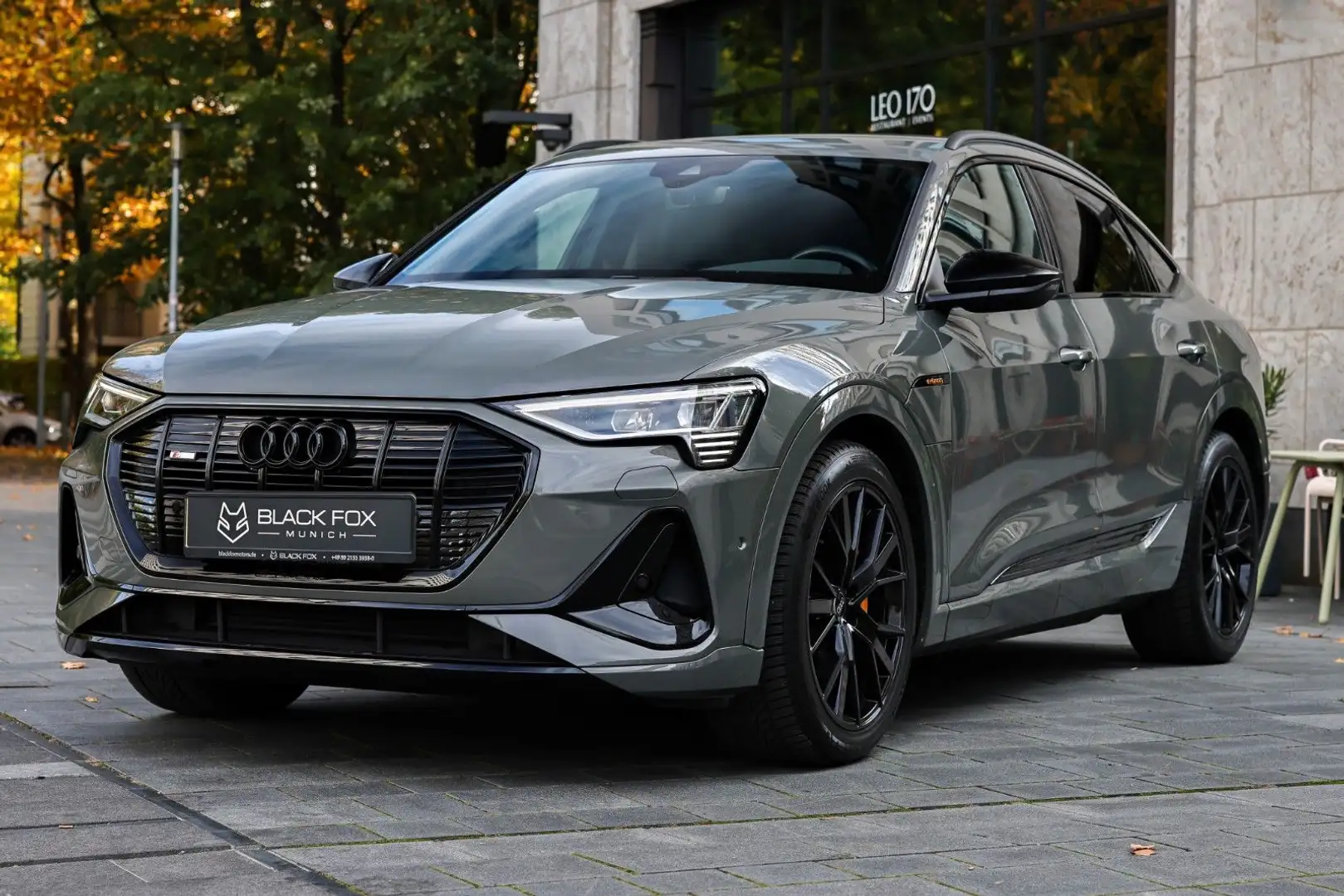 Audi e-tron | Sportback 50 | Black Edition |  S-LINE Gris - 1