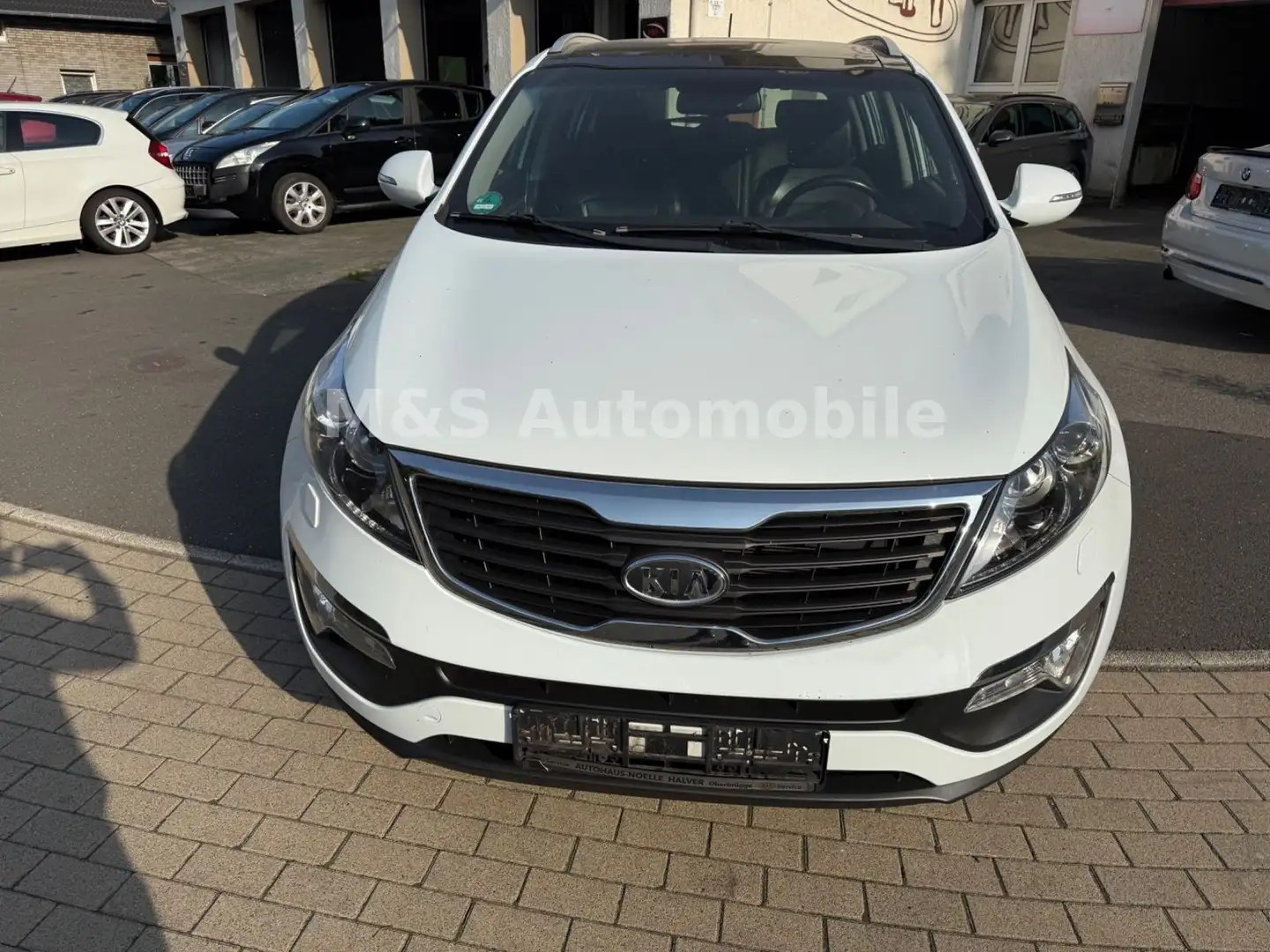 Kia Sportage 4x4 Klima,Navi,Pano,Leder,SHZ,PDC,.Han Weiß - 2