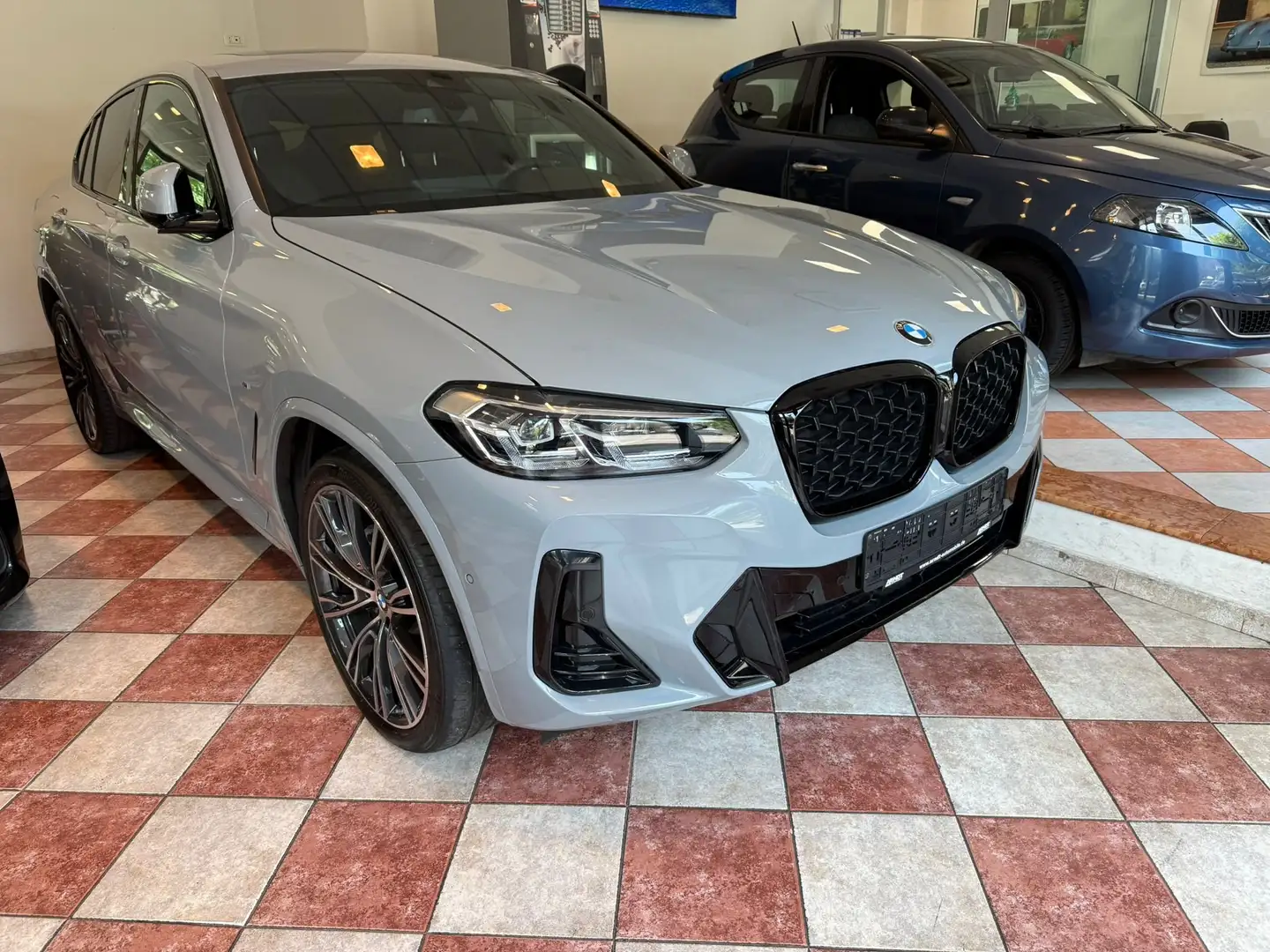 BMW X4 xDrive 30 d M Sportpaket Grigio - 1