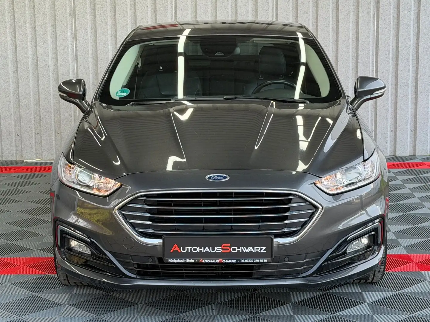 Ford Mondeo Lim. Titanium Kamera Leder Navi Tempo Grau - 2