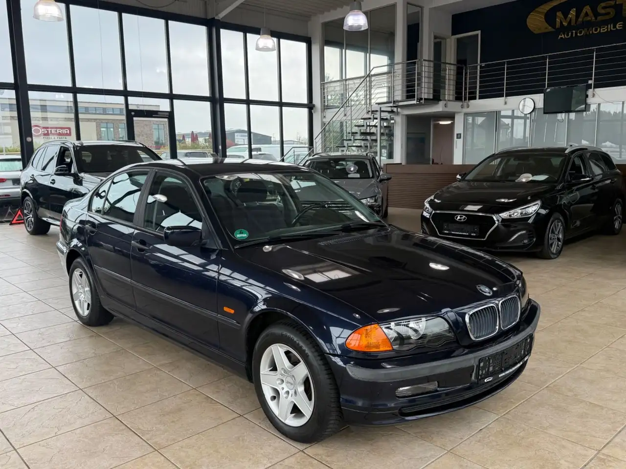 BMW 318 i, foto 4