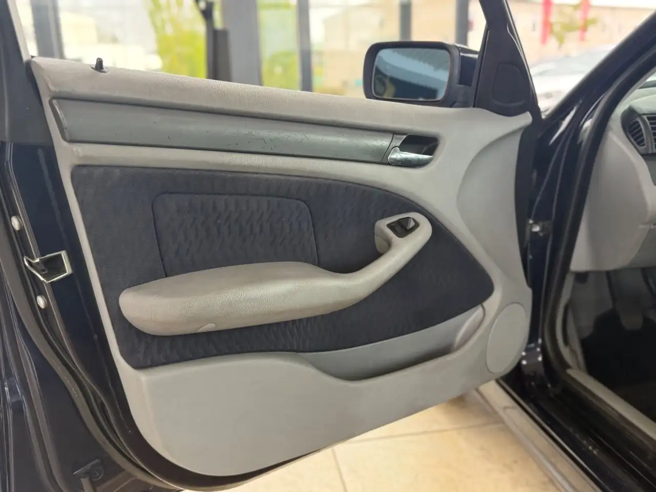 BMW 318 i, foto 5