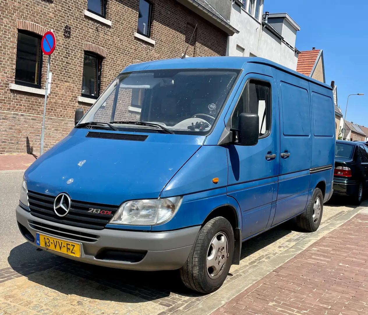 Mercedes-Benz Sprinter 213 Blauw - 1